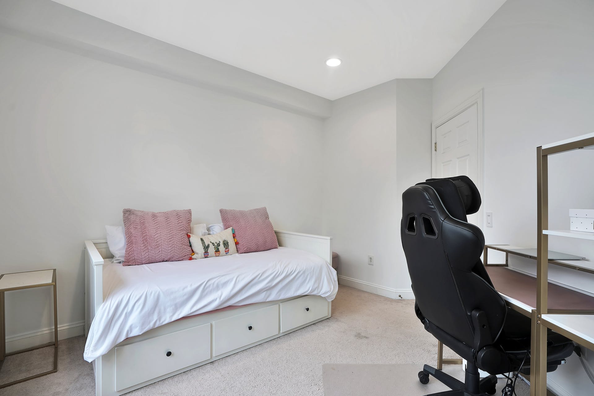 30 Constitution Way, #303