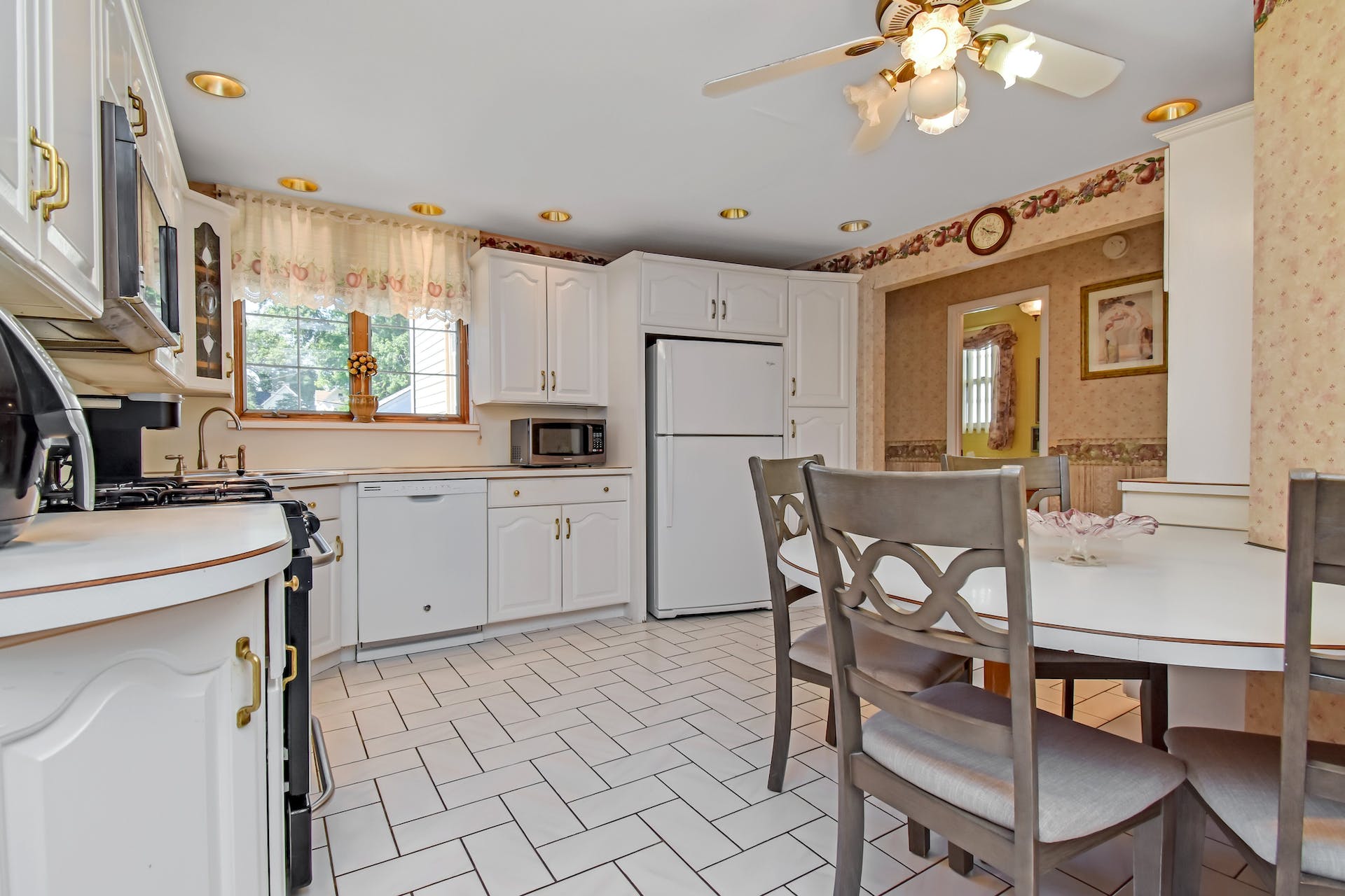20 East 34th Street, #503