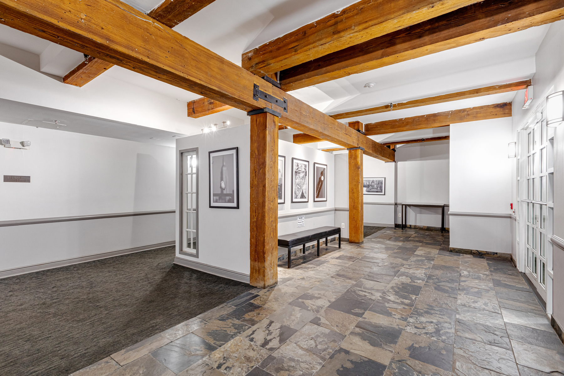 1034 Clinton Street, #404