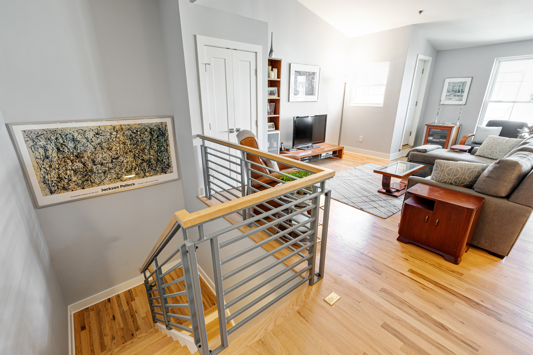 1034 Clinton Street, #404