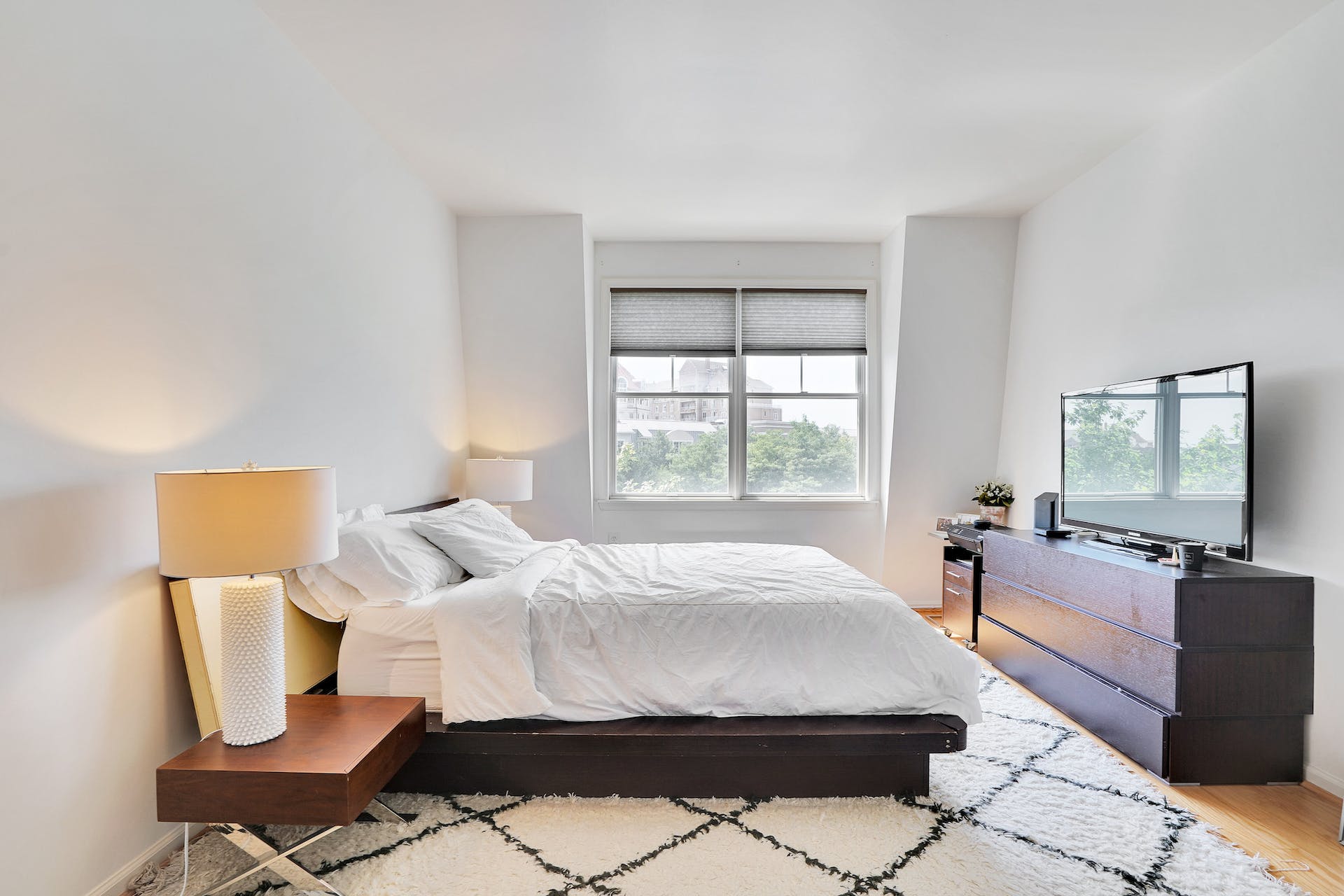 4 Constellation Place, #404