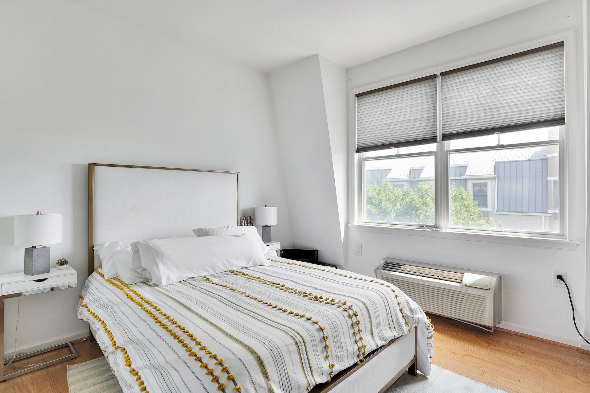 4 Constellation Place, #404
