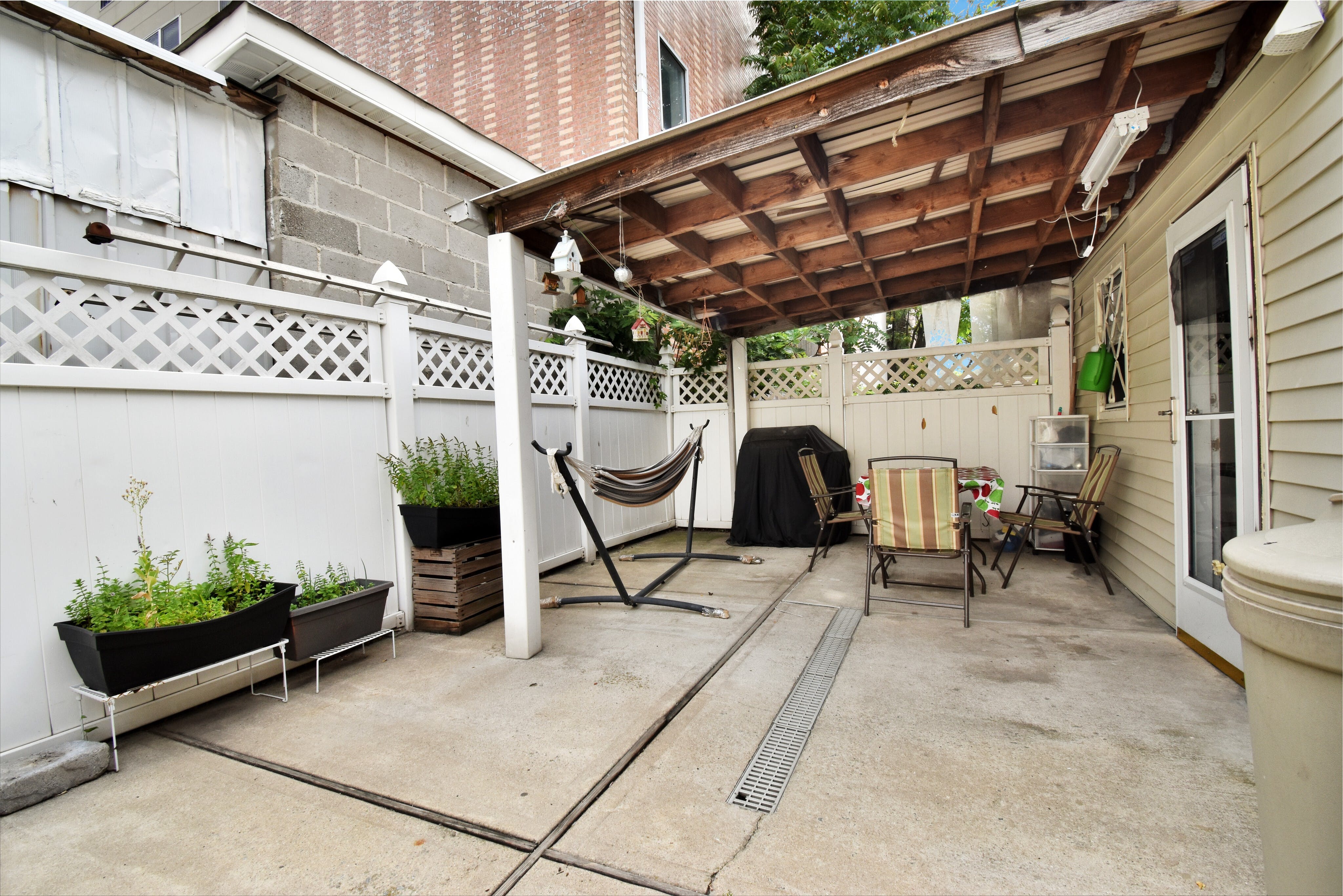 420 8th Street
