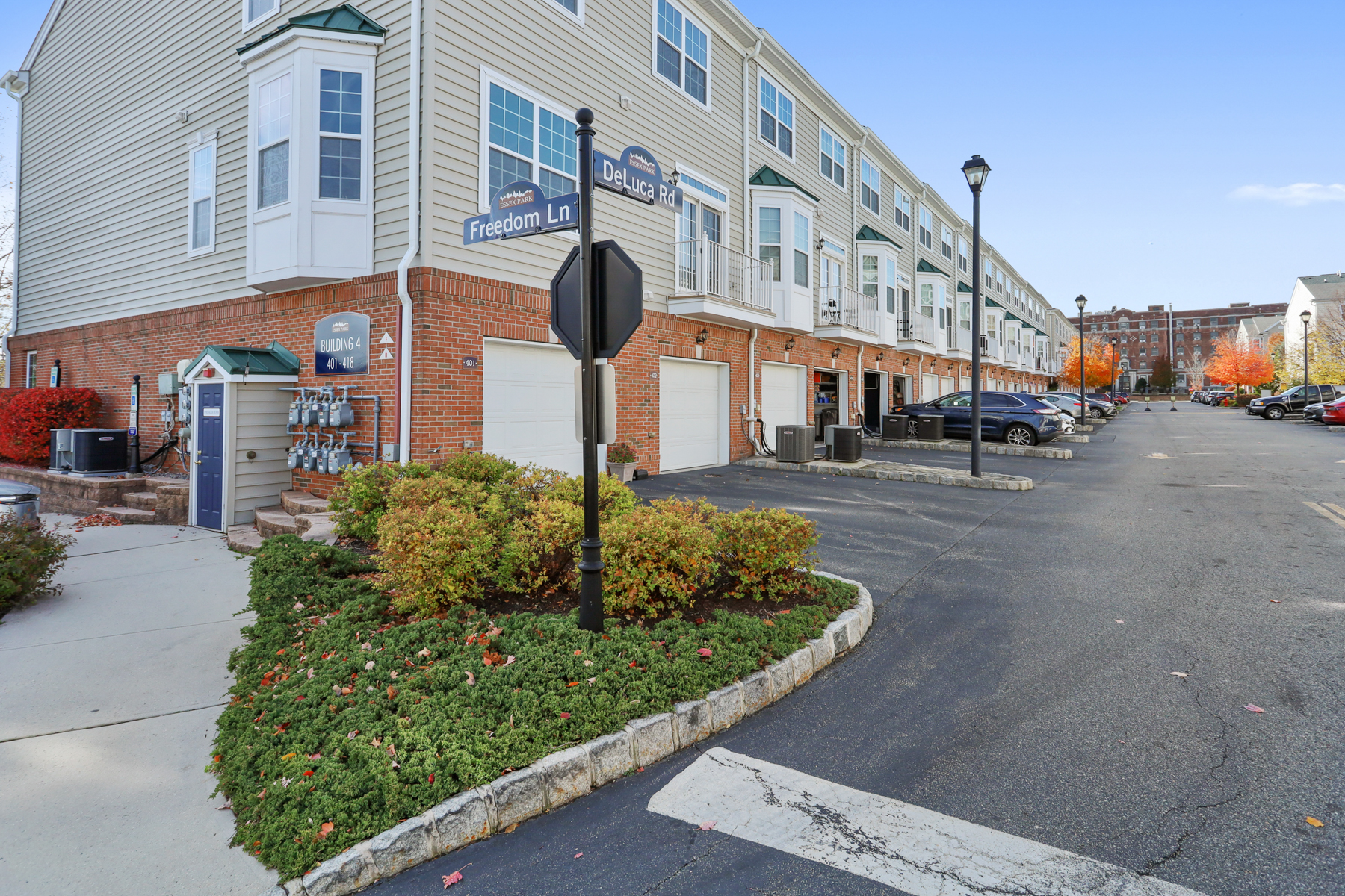 413 DeLuca Road, #3