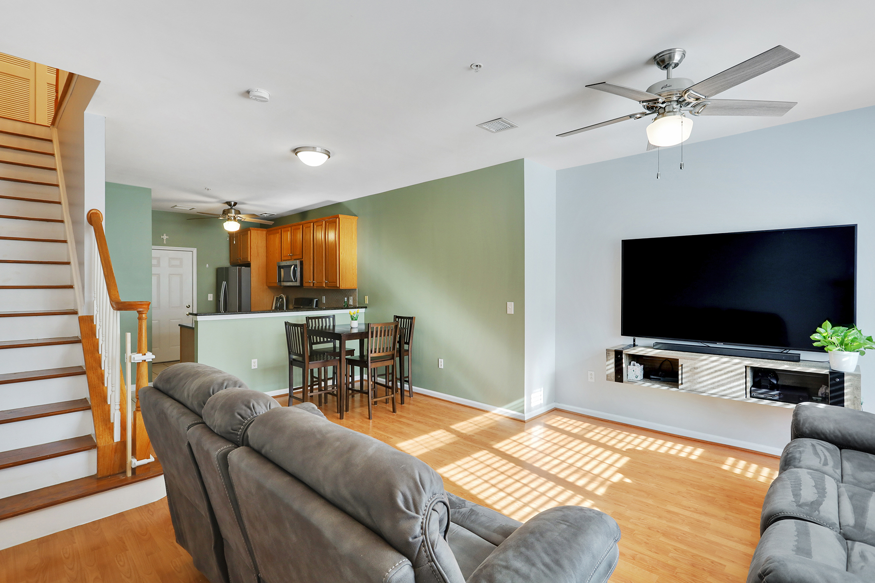 413 DeLuca Road, #3