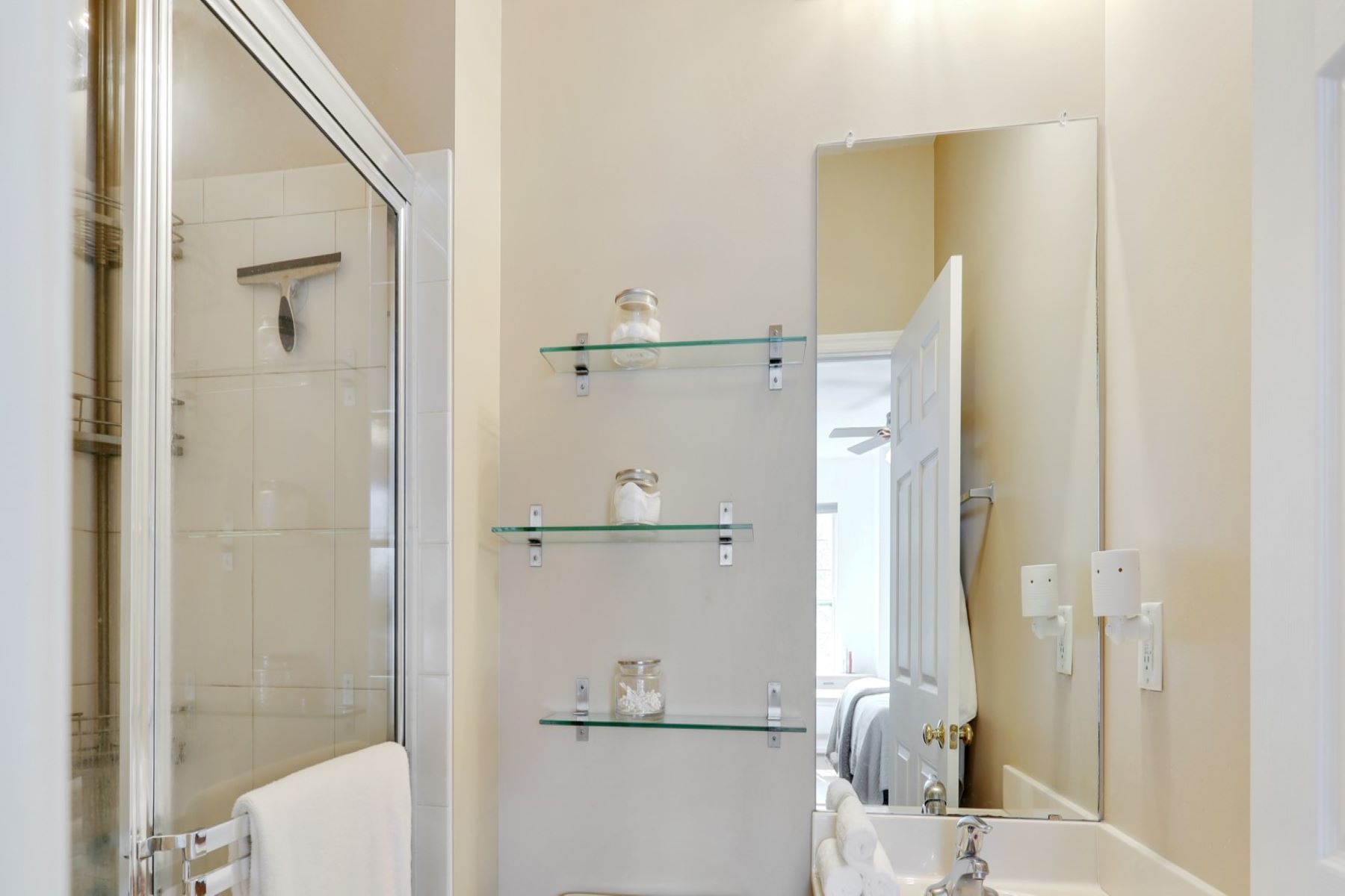 413 DeLuca Road, #3