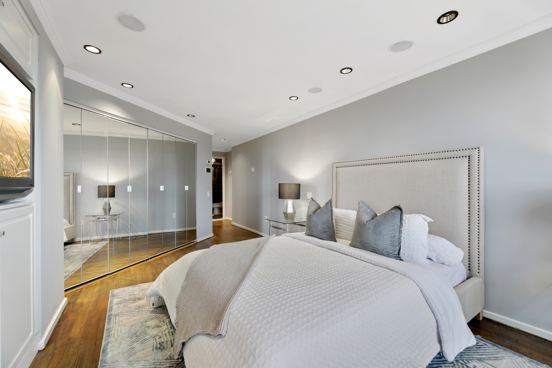 205 10th Street, #7Y