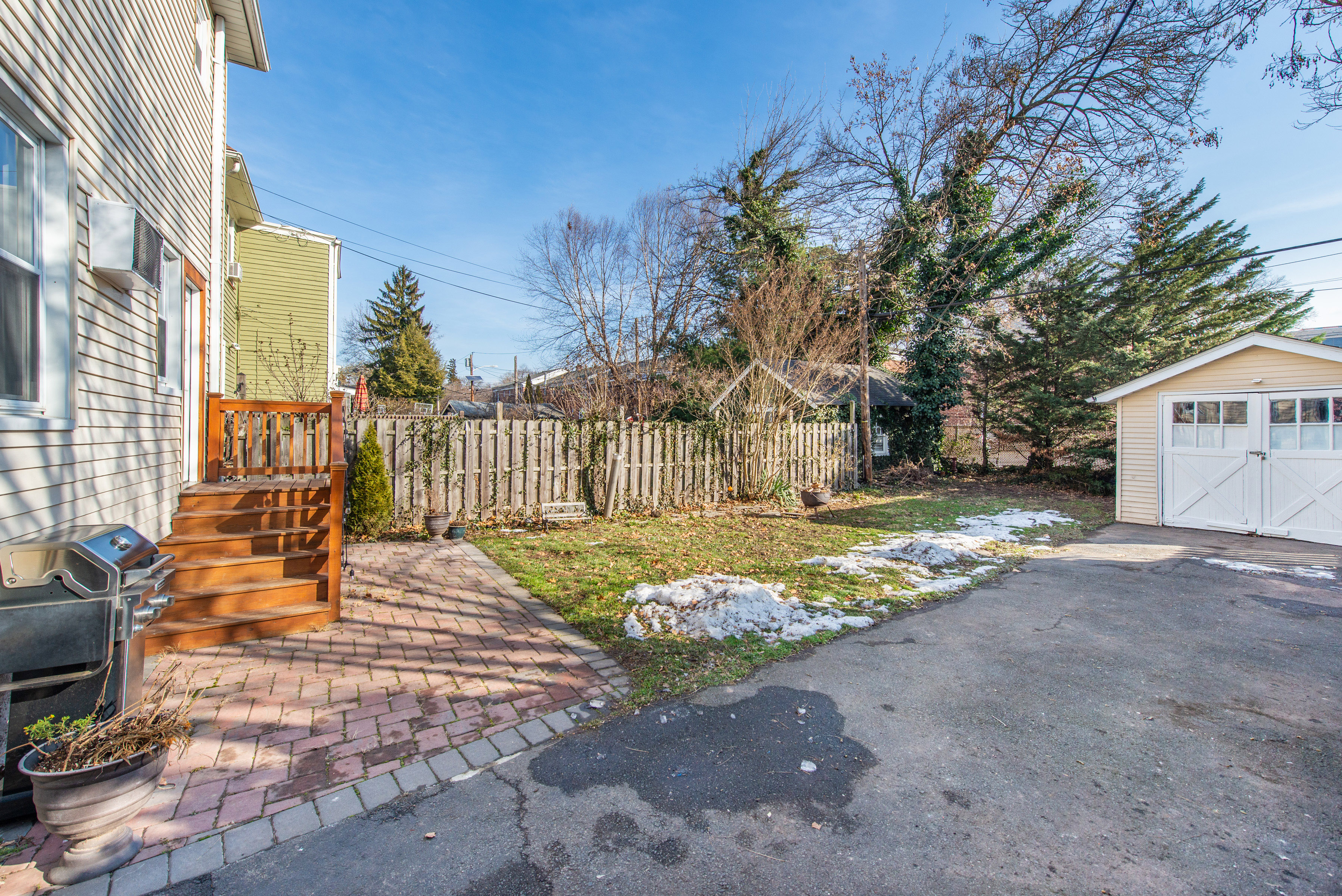 33 Edgewood Road