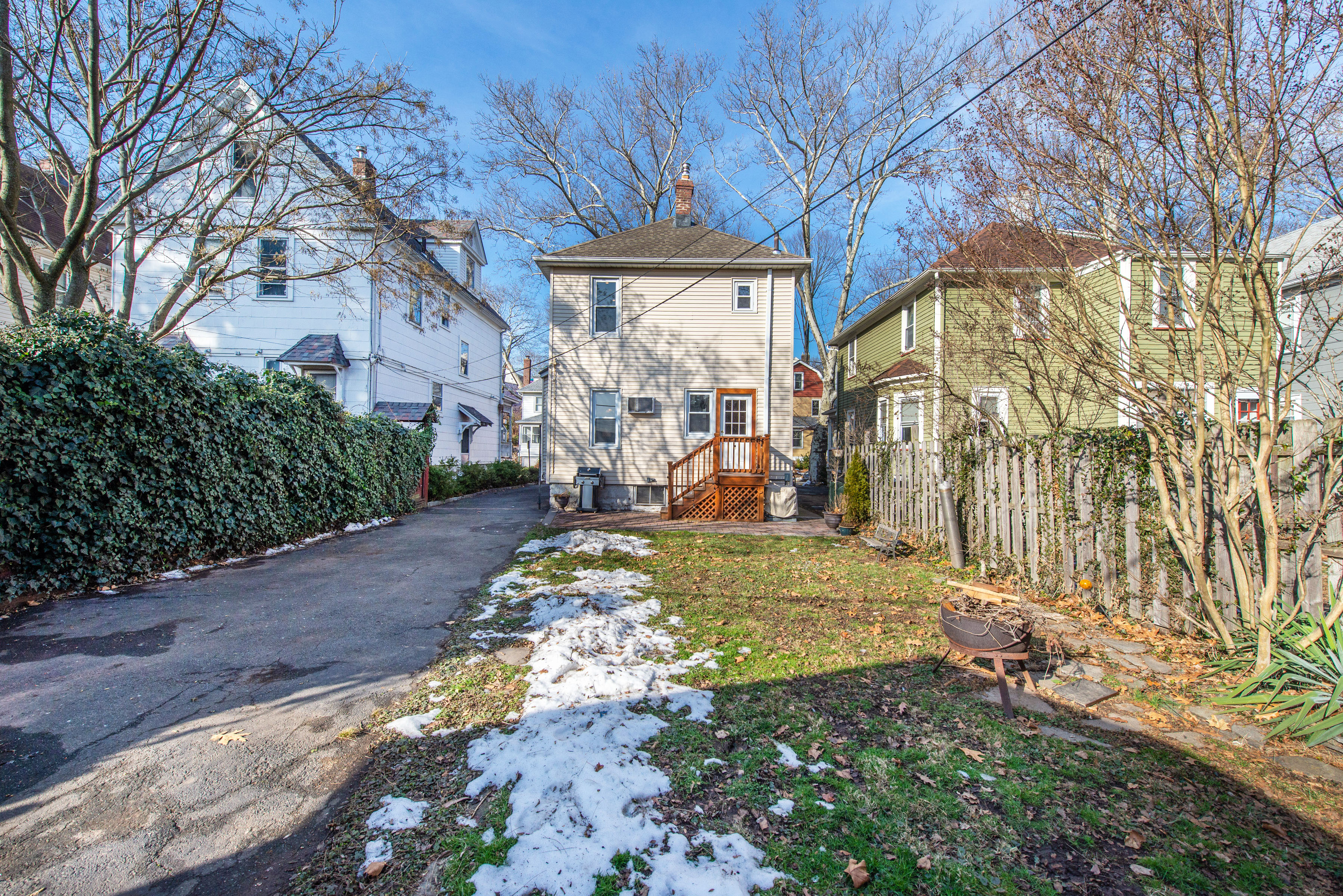 33 Edgewood Road
