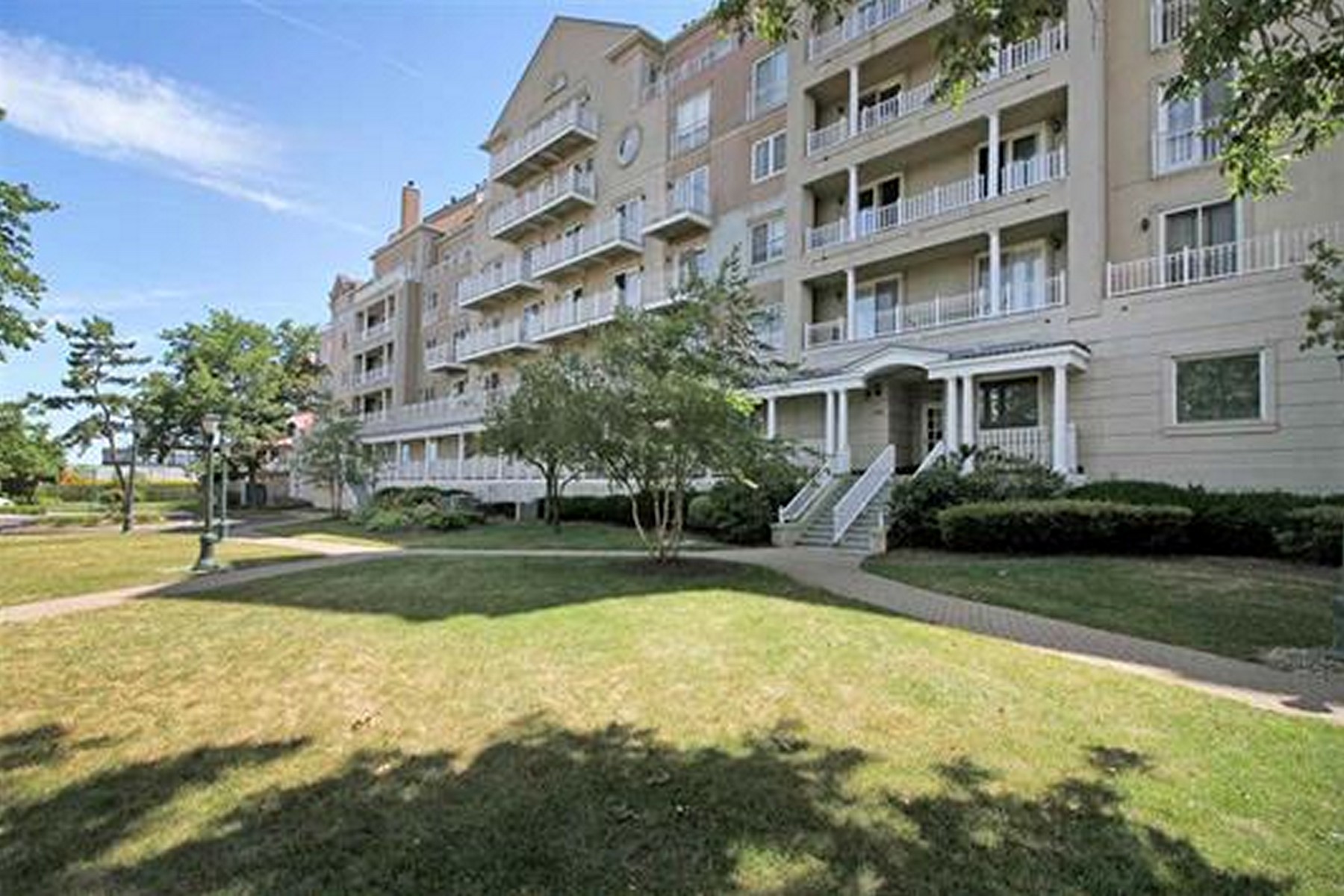 101 Shearwater Court East, #46