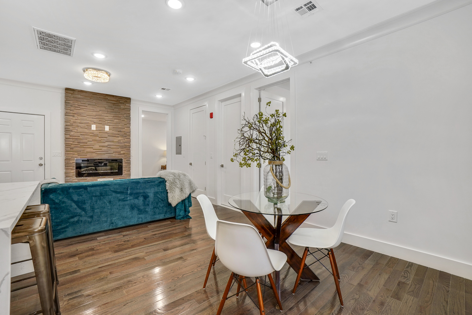 2-4 Holmes Avenue, #1