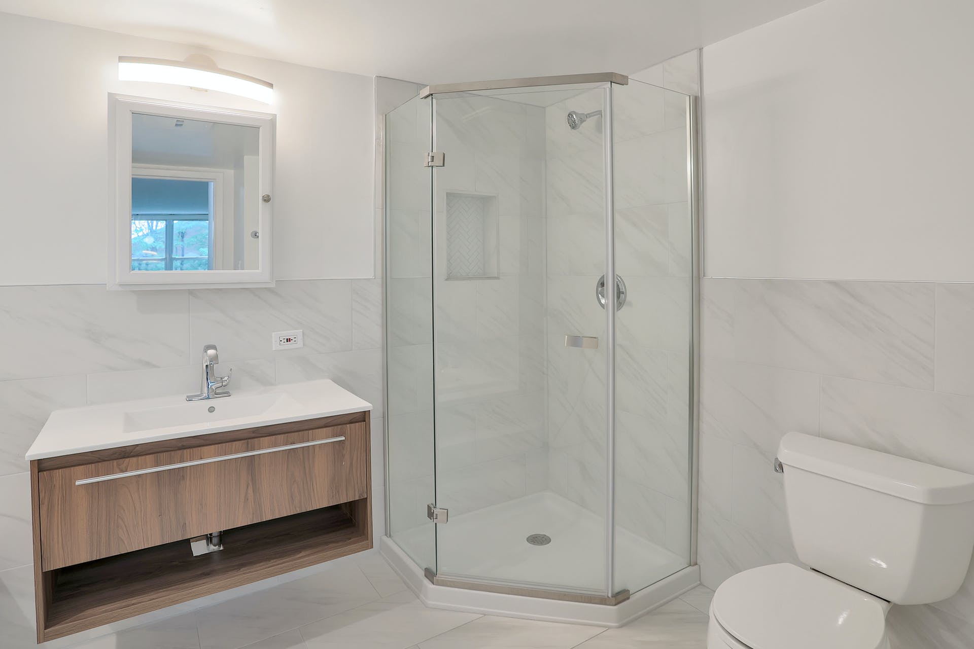 100 Grand Cove Way, #3L