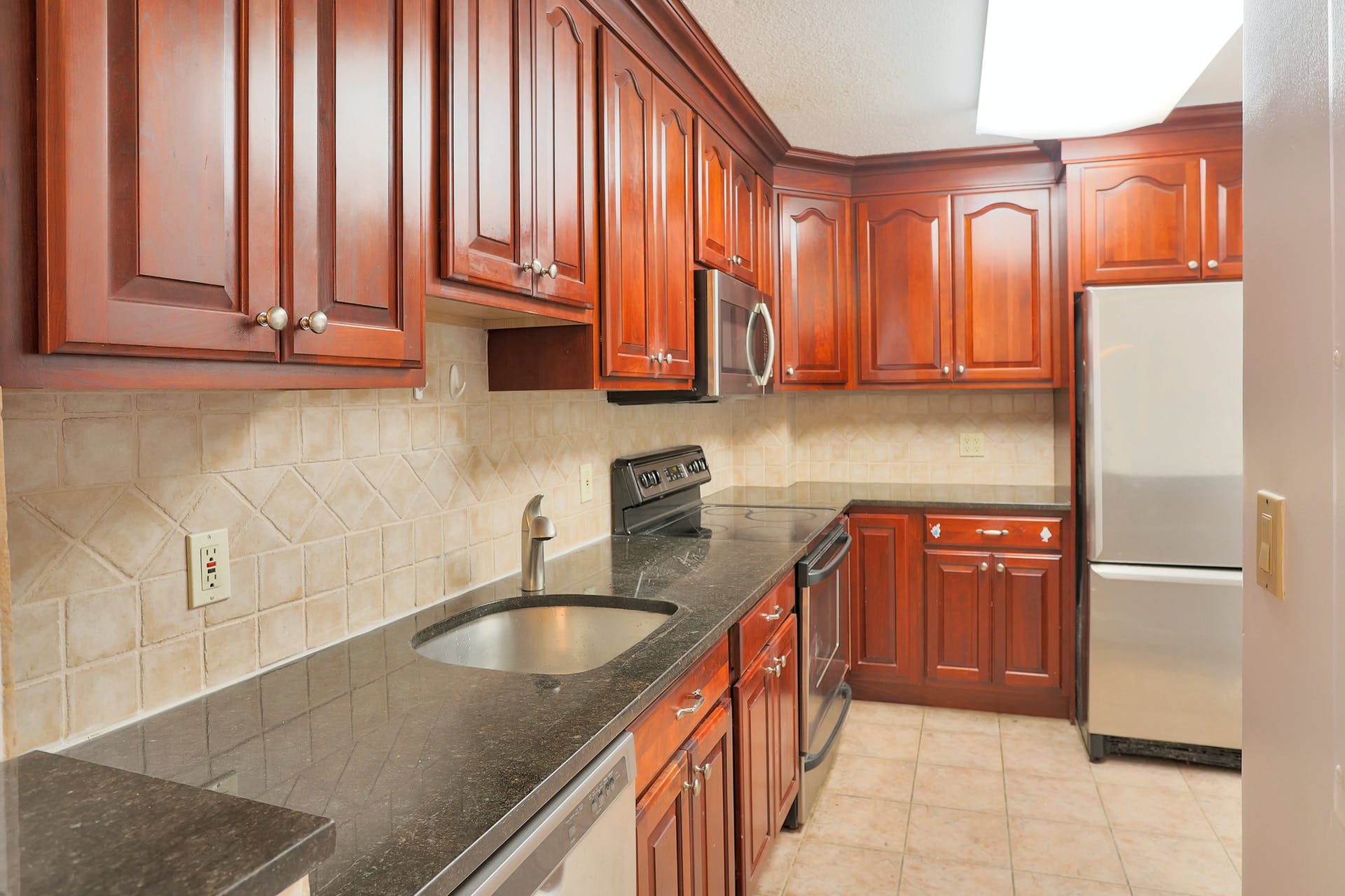 100 Grand Cove Way, #3L