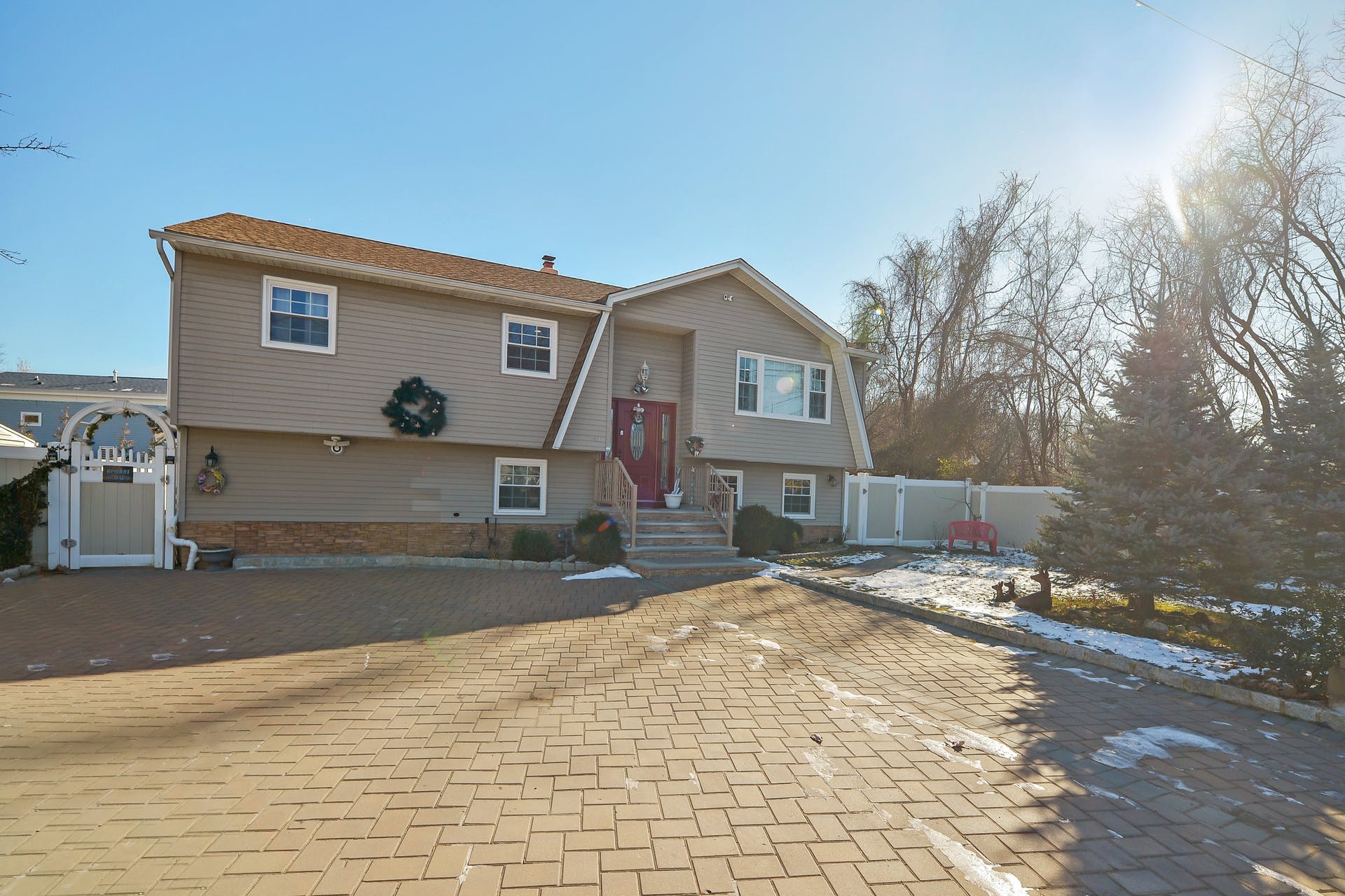 41 Cedar St