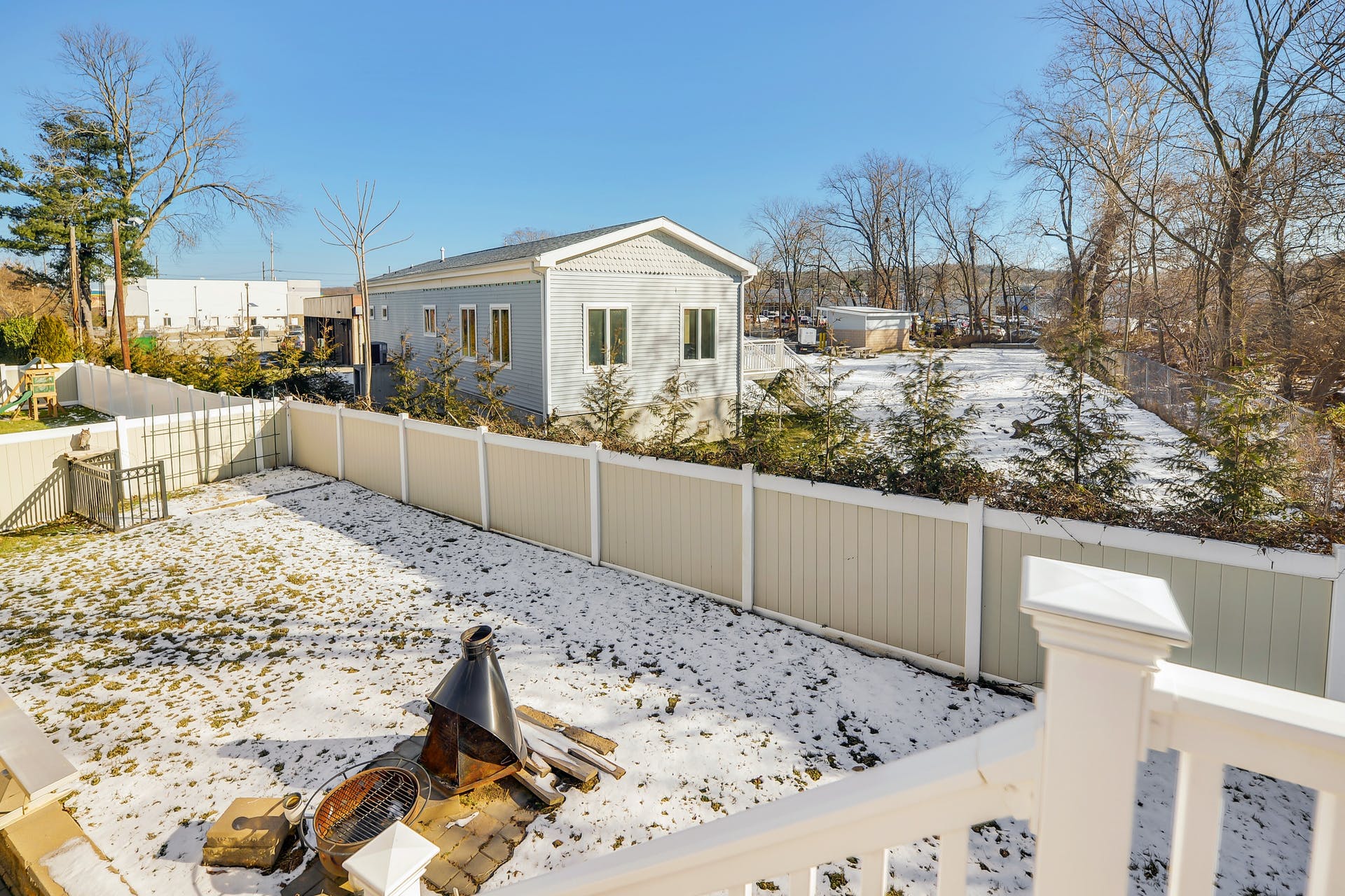 41 Cedar St