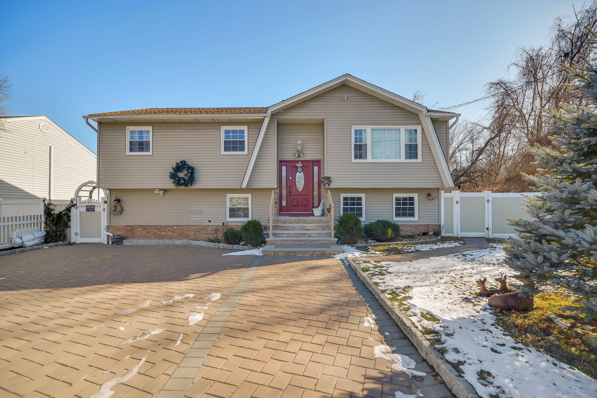 41 Cedar St