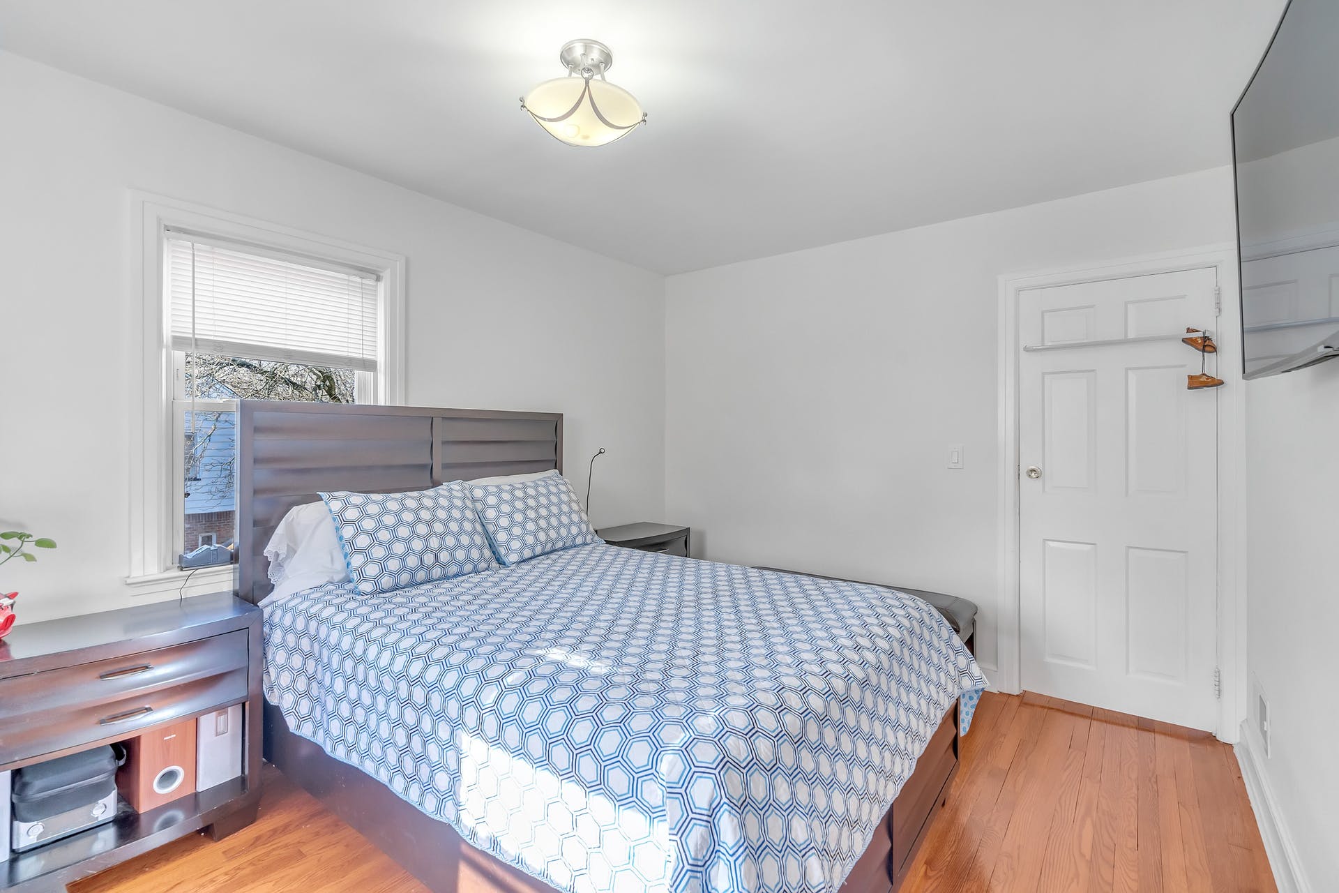 459 Voorhees St