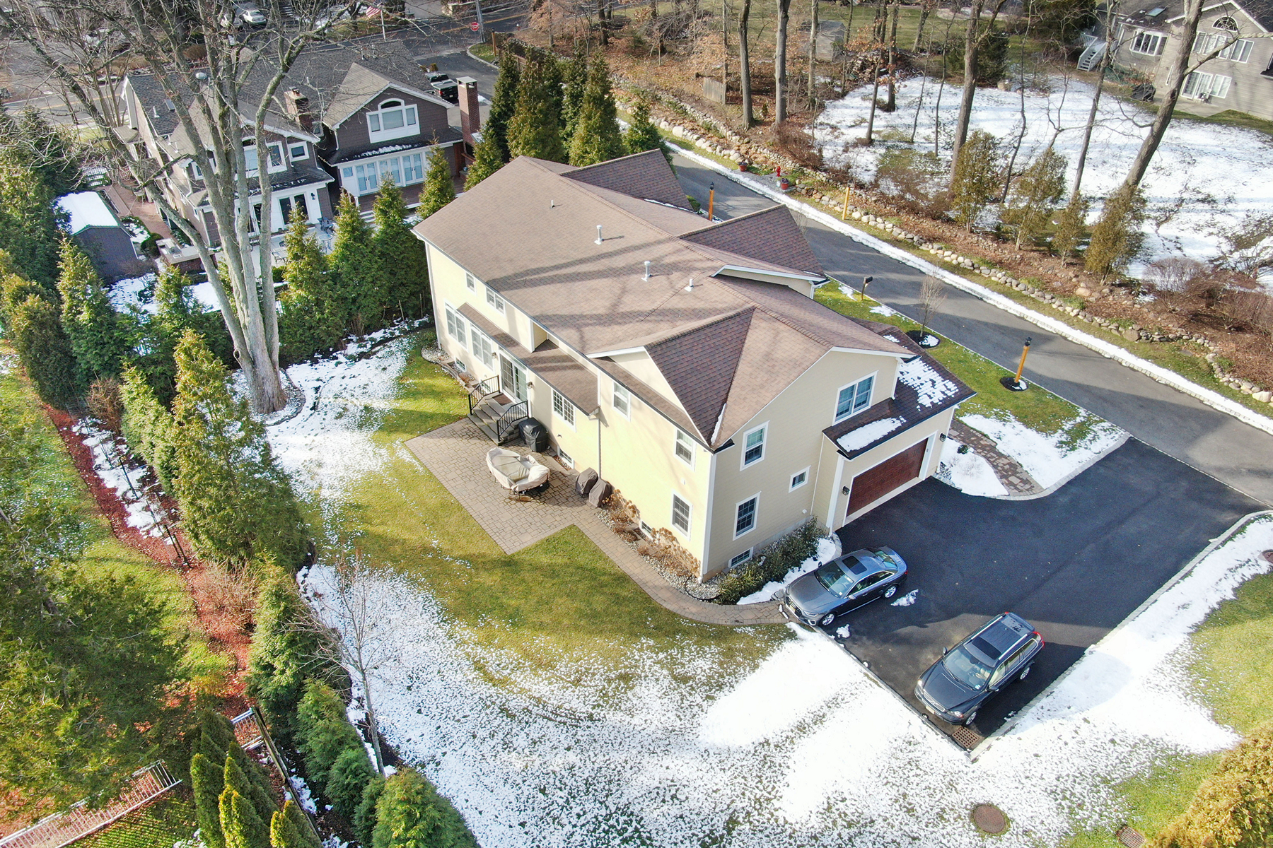 2 Rose Ct