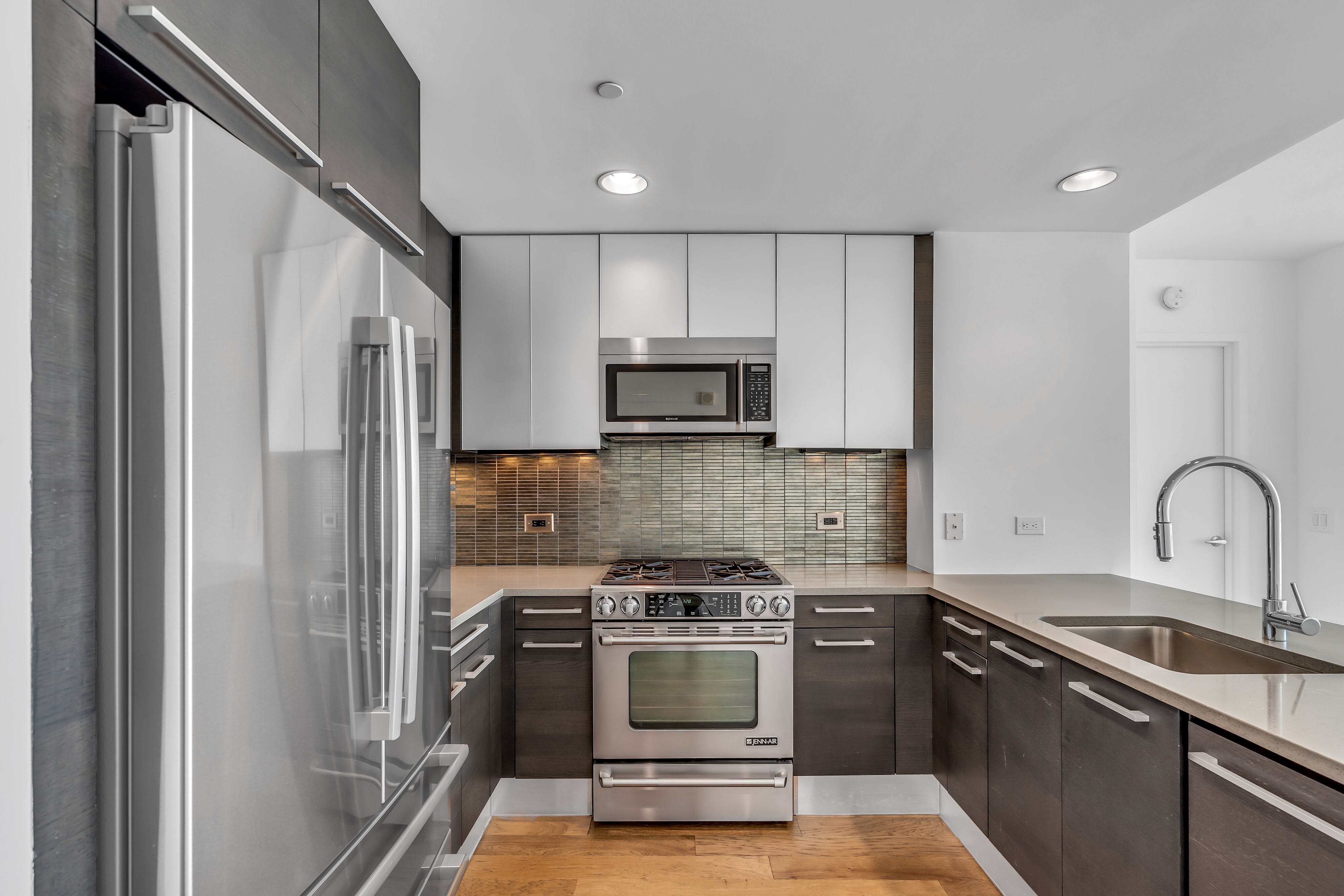 2 2nd Street, #3504