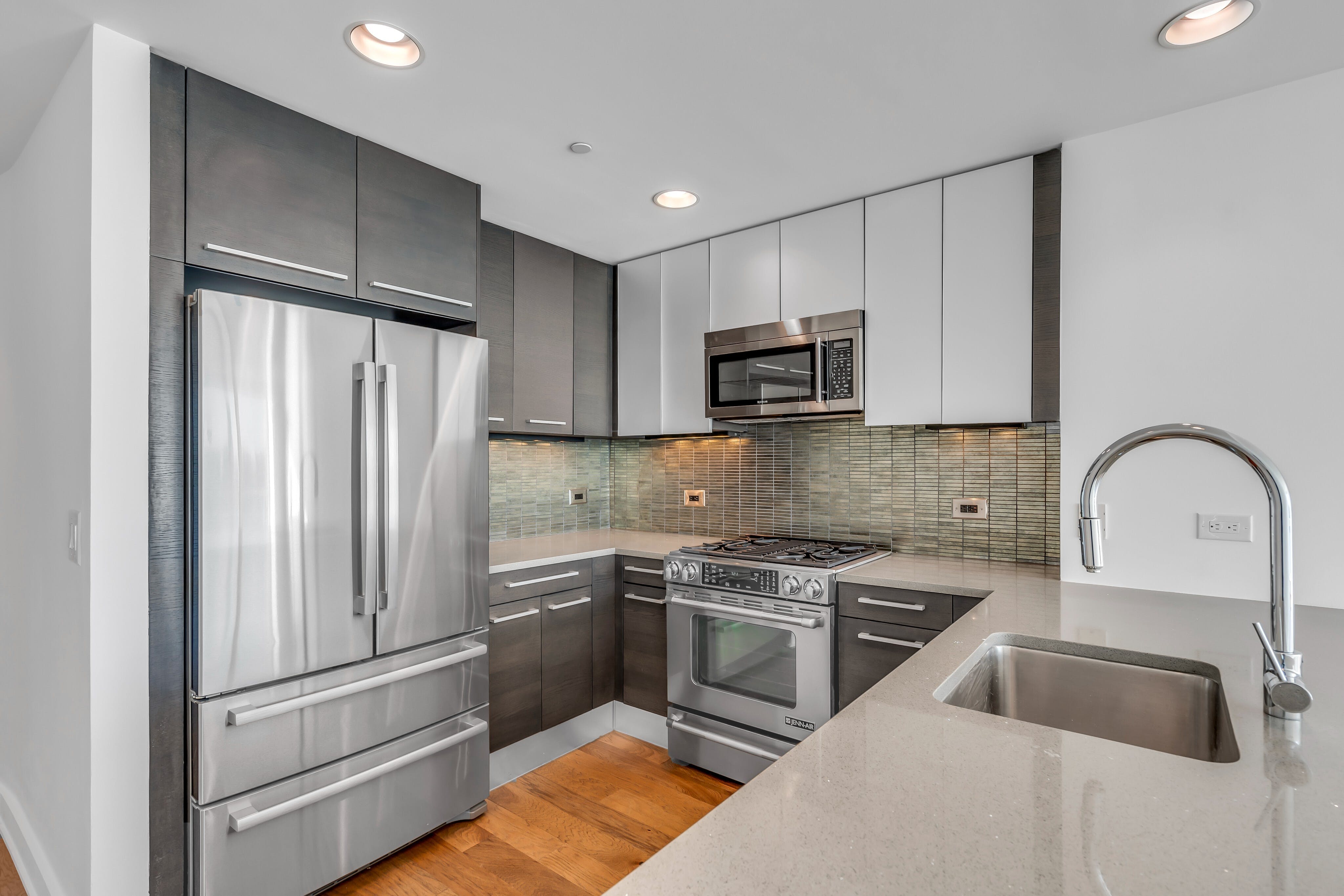 2 2nd Street, #3504