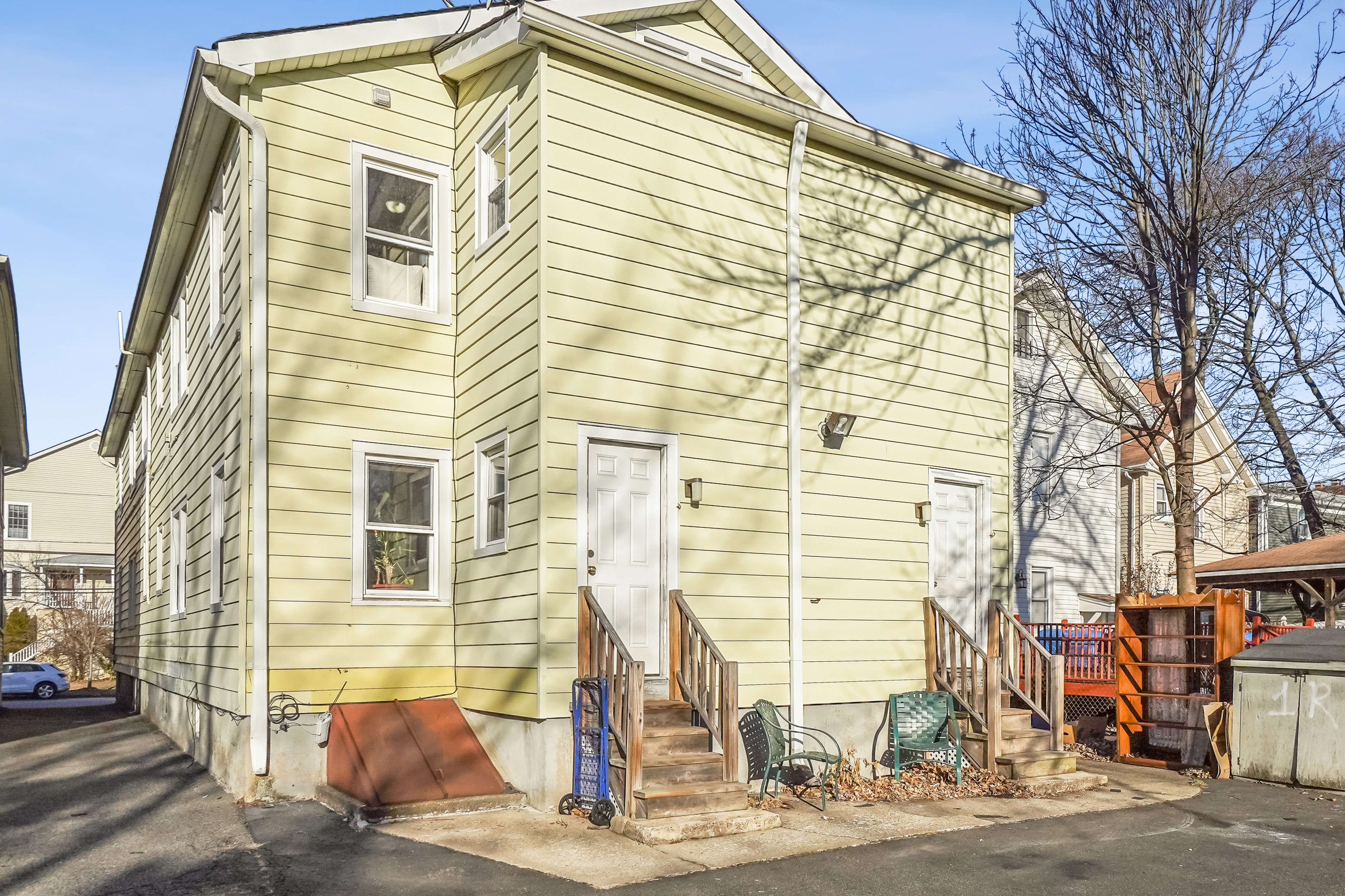 21 Central Avenue