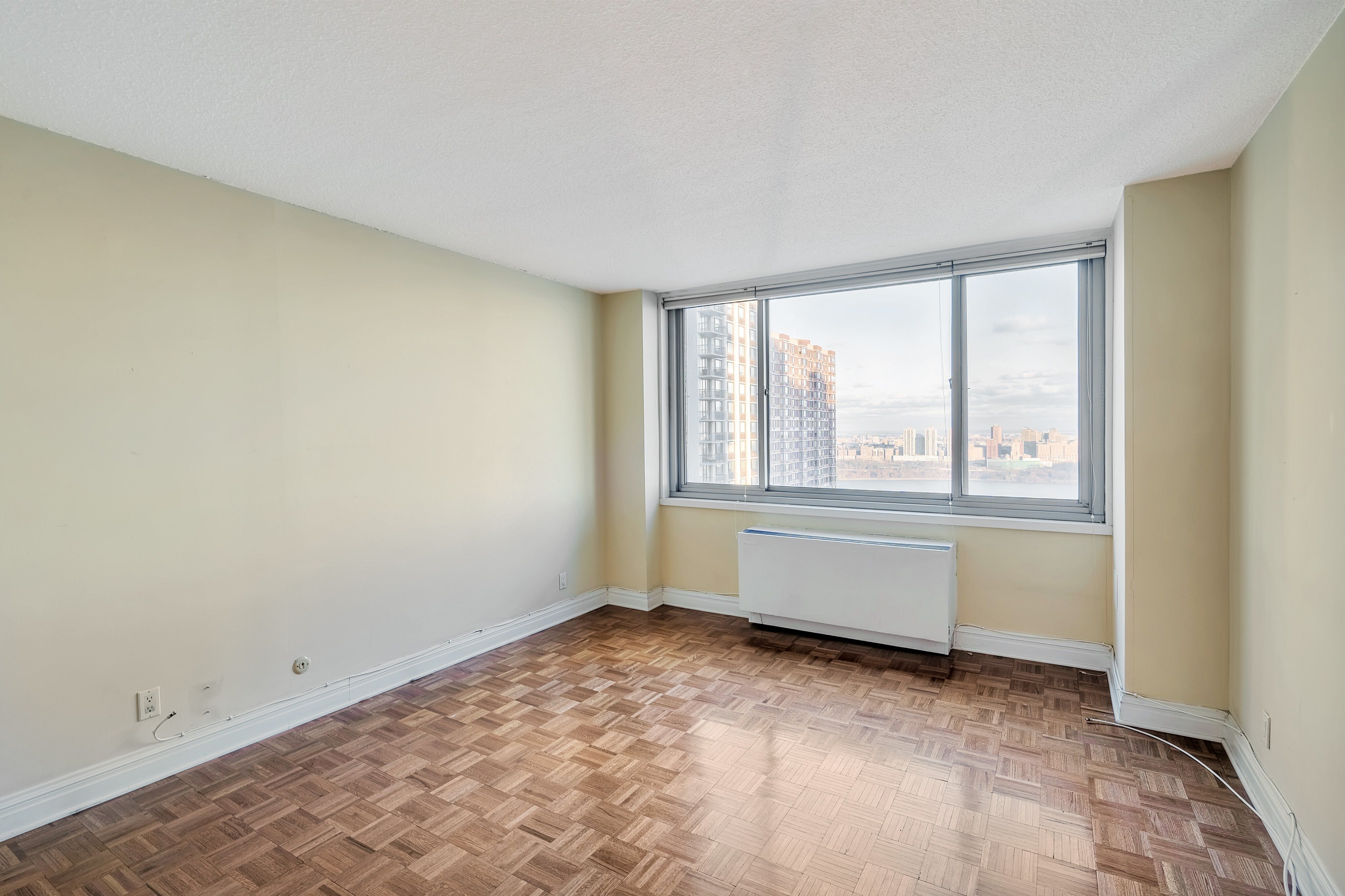 1600 Parker Avenue #21D