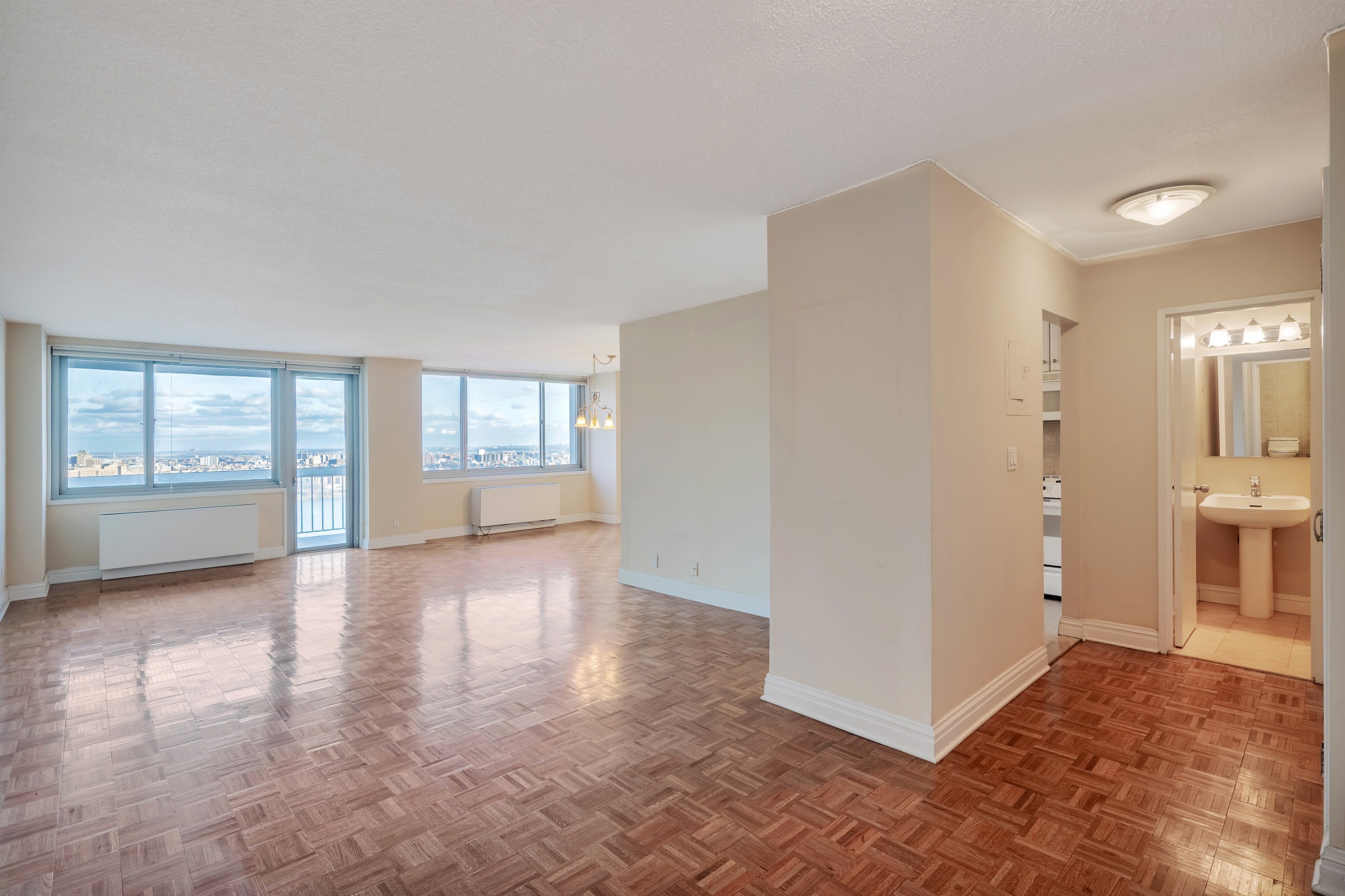 1600 Parker Avenue #21D