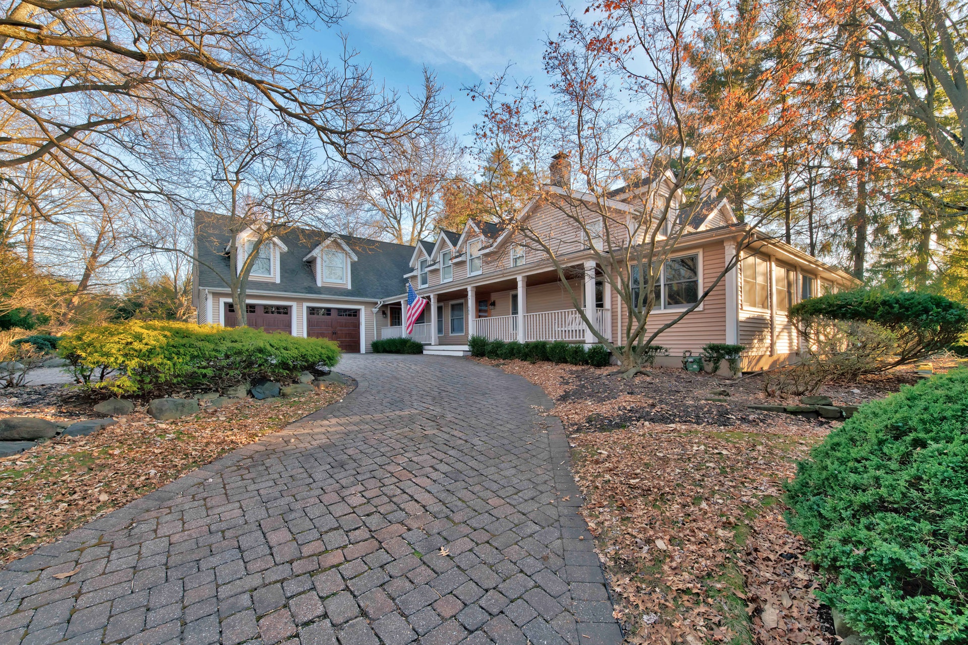 94 Anderson Ave