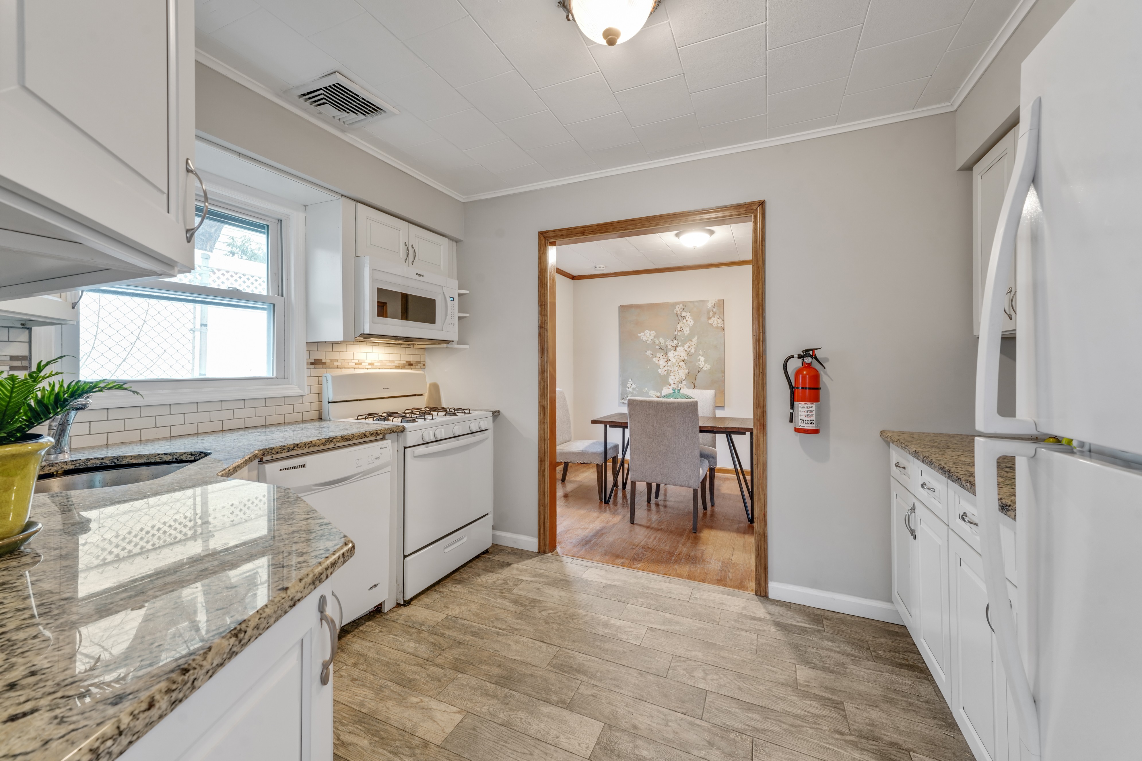212  Maplewood Ave