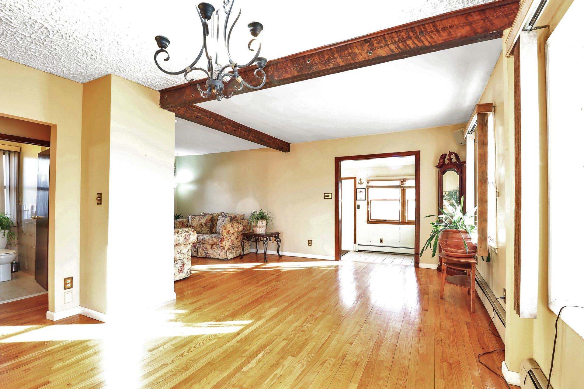 120 Locust Ave