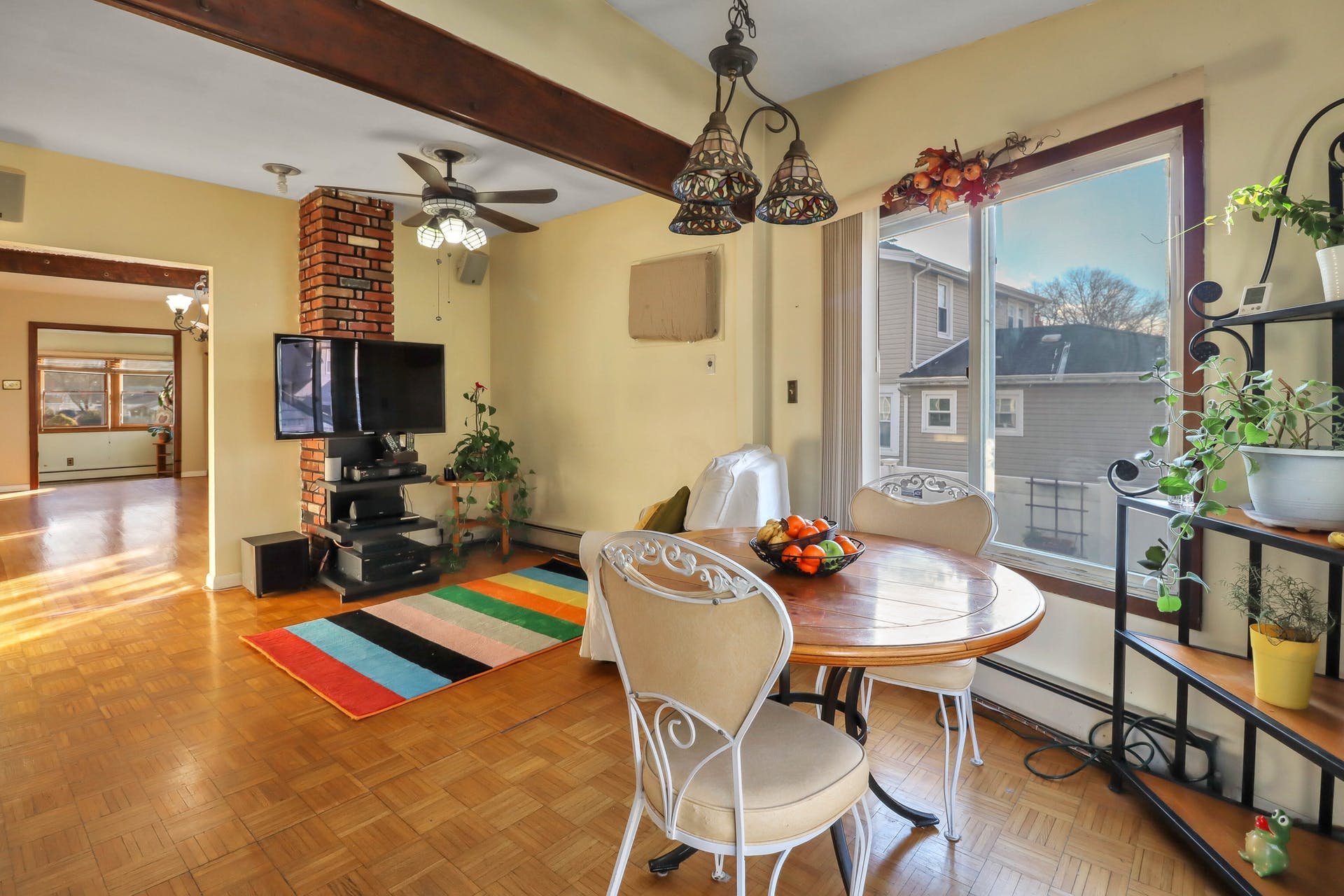 120 Locust Ave
