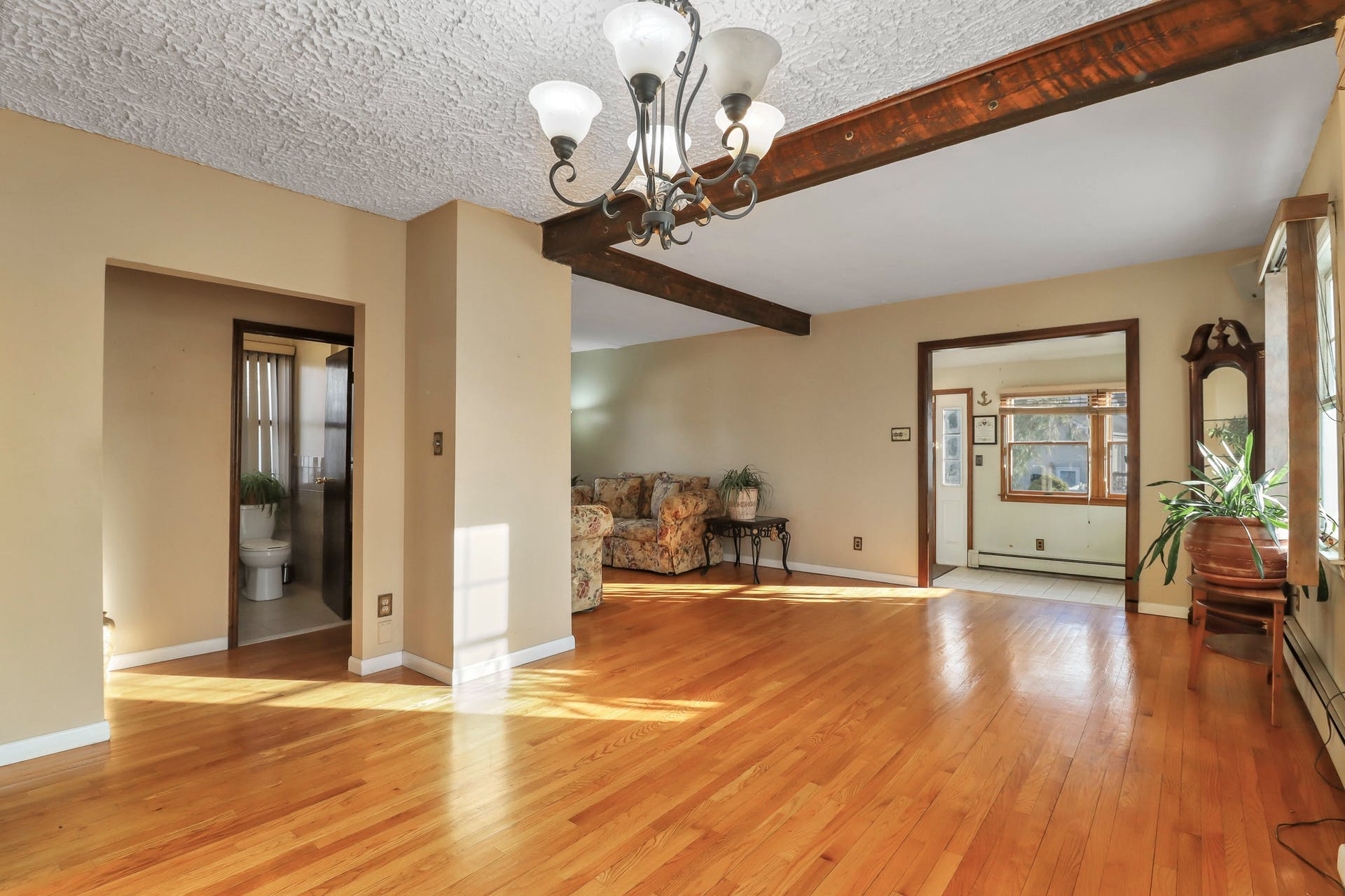 120 Locust Ave