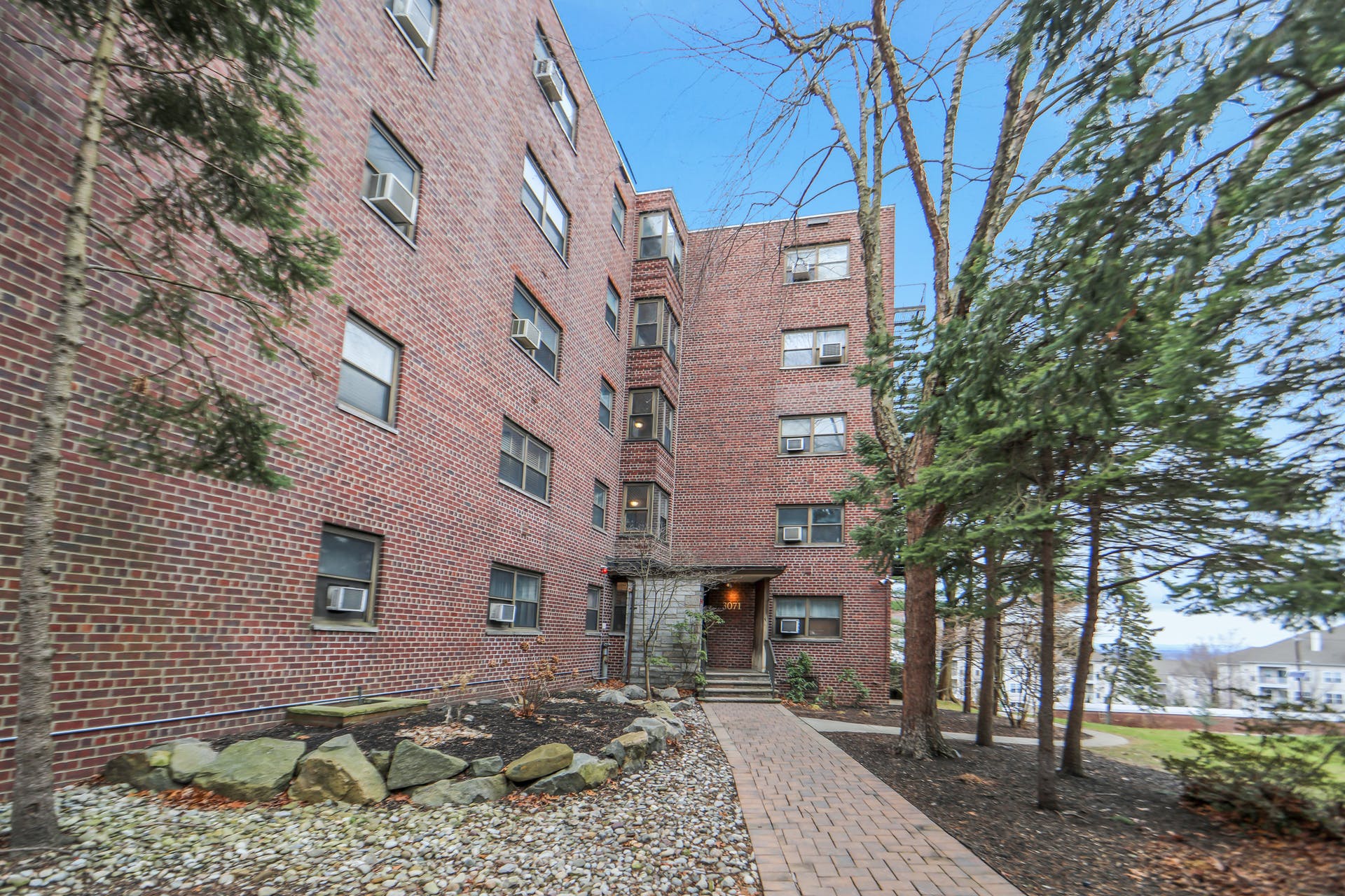 3071 Edwin Ave 2F