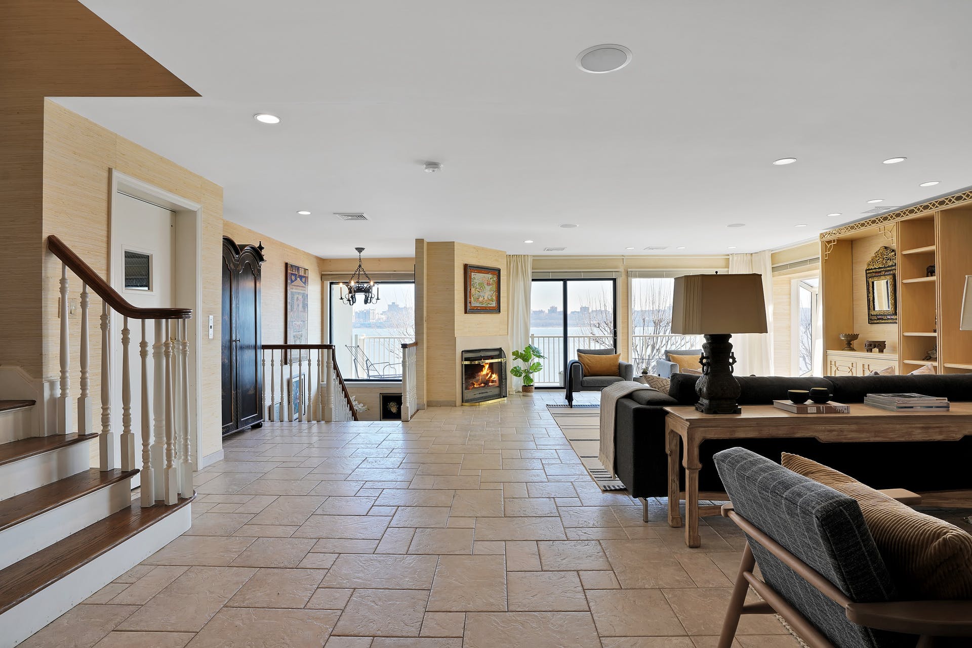 1225 River Rd. 5C