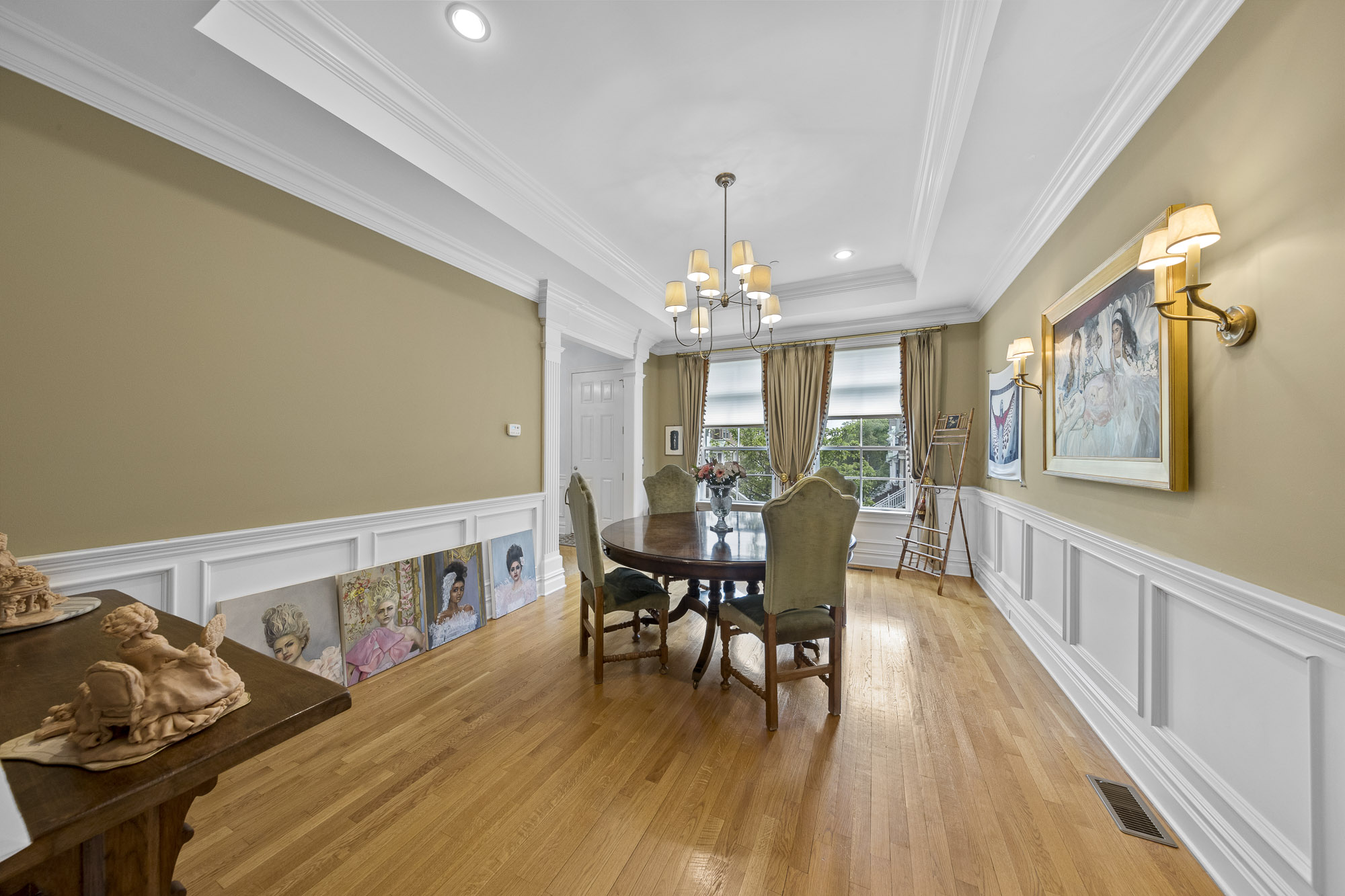 308 Heights Ln