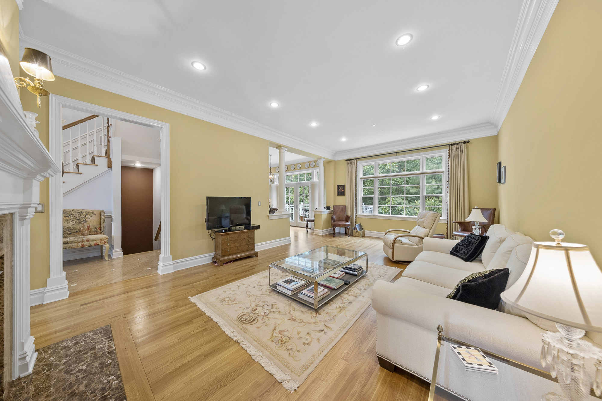 308 Heights Ln