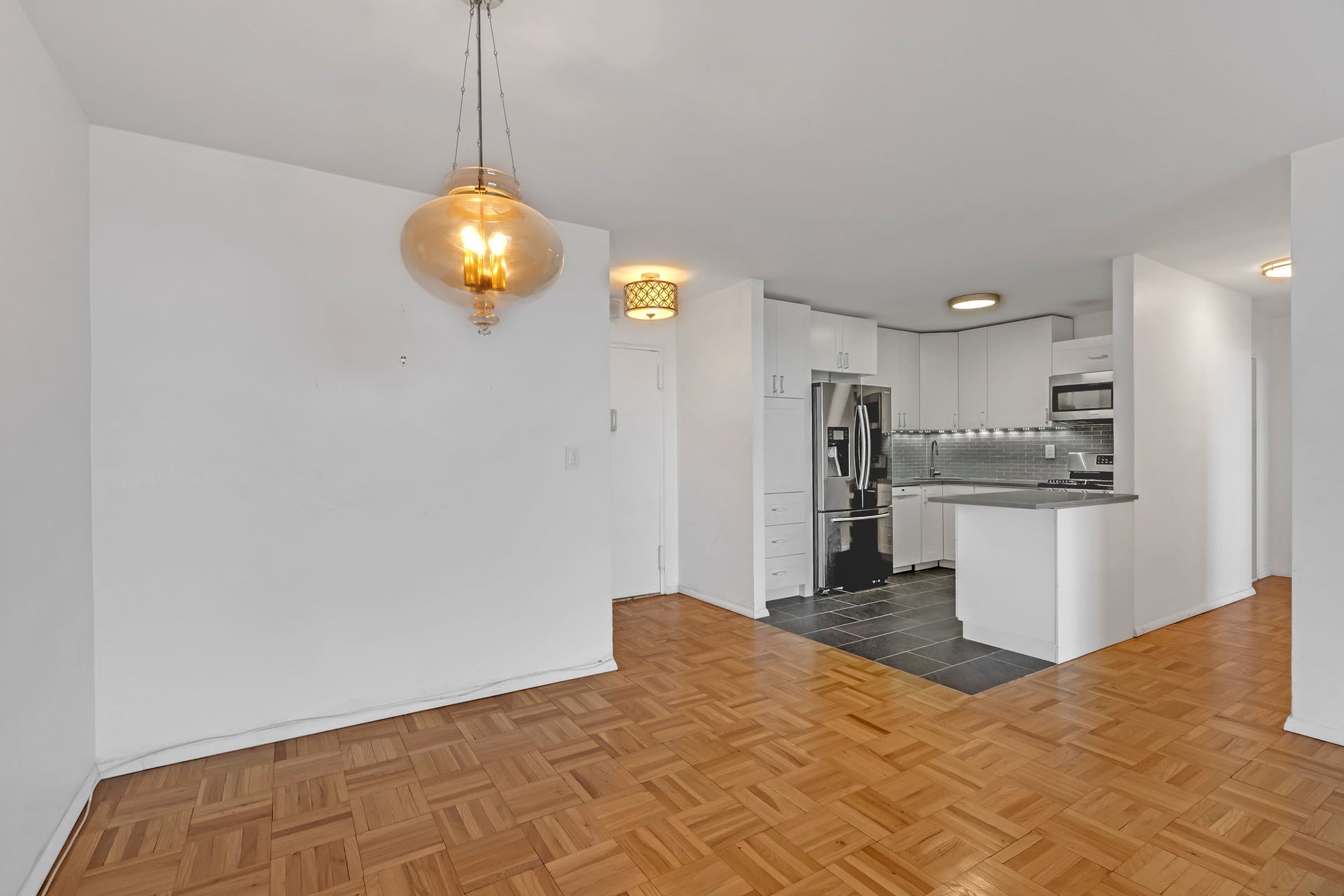 2000 Linwood Ave, Unit 9C