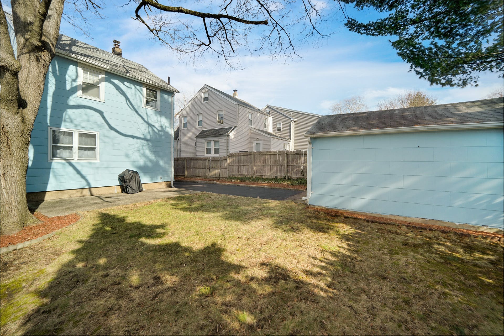 600 Martense Ave