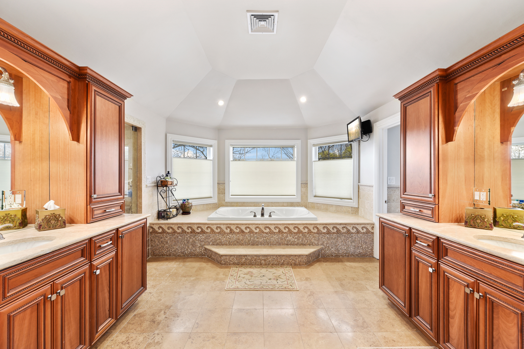 554 Hampton Hill Road
