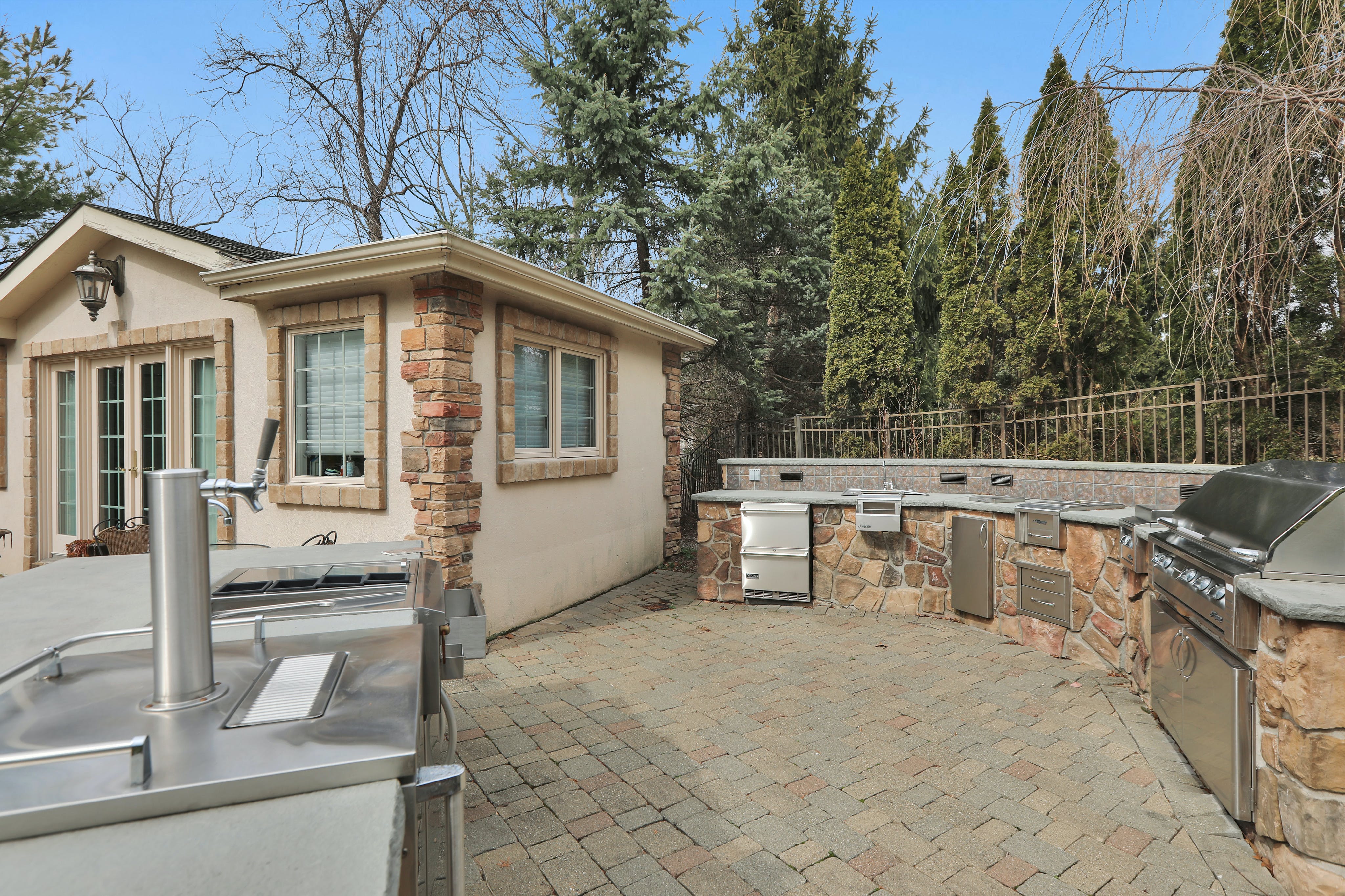 554 Hampton Hill Road