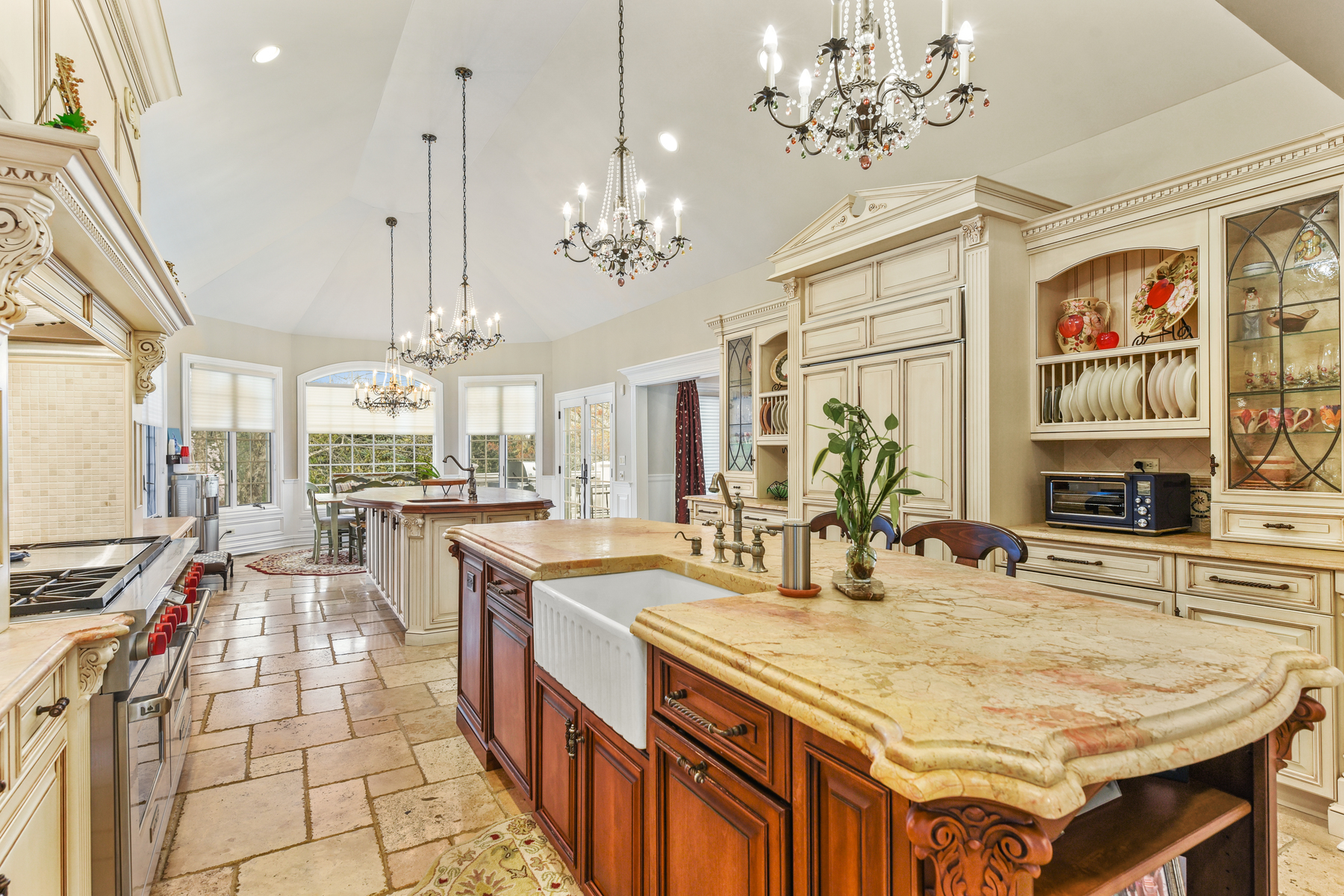 554 Hampton Hill Road