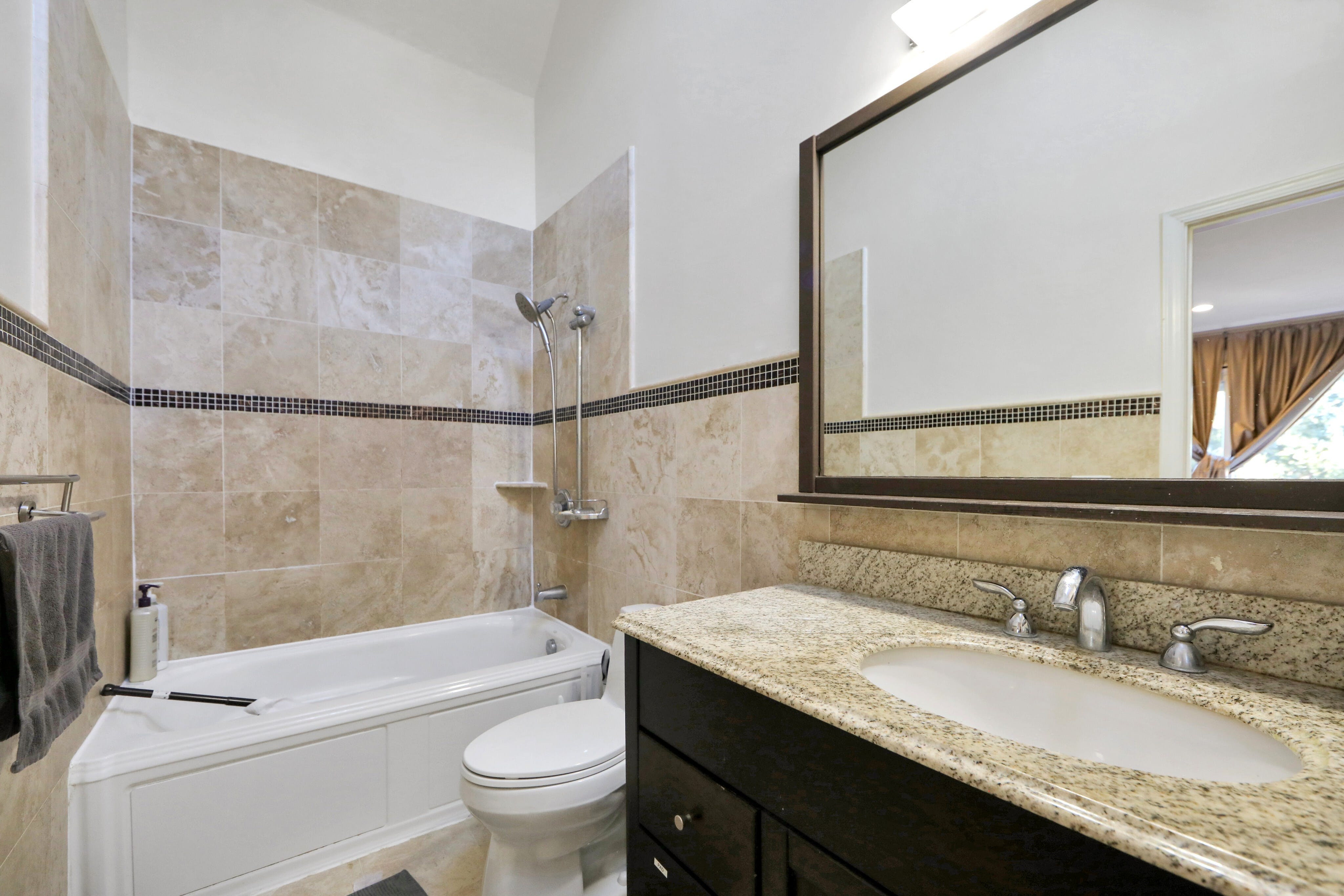243 Whiteman Street Unit A