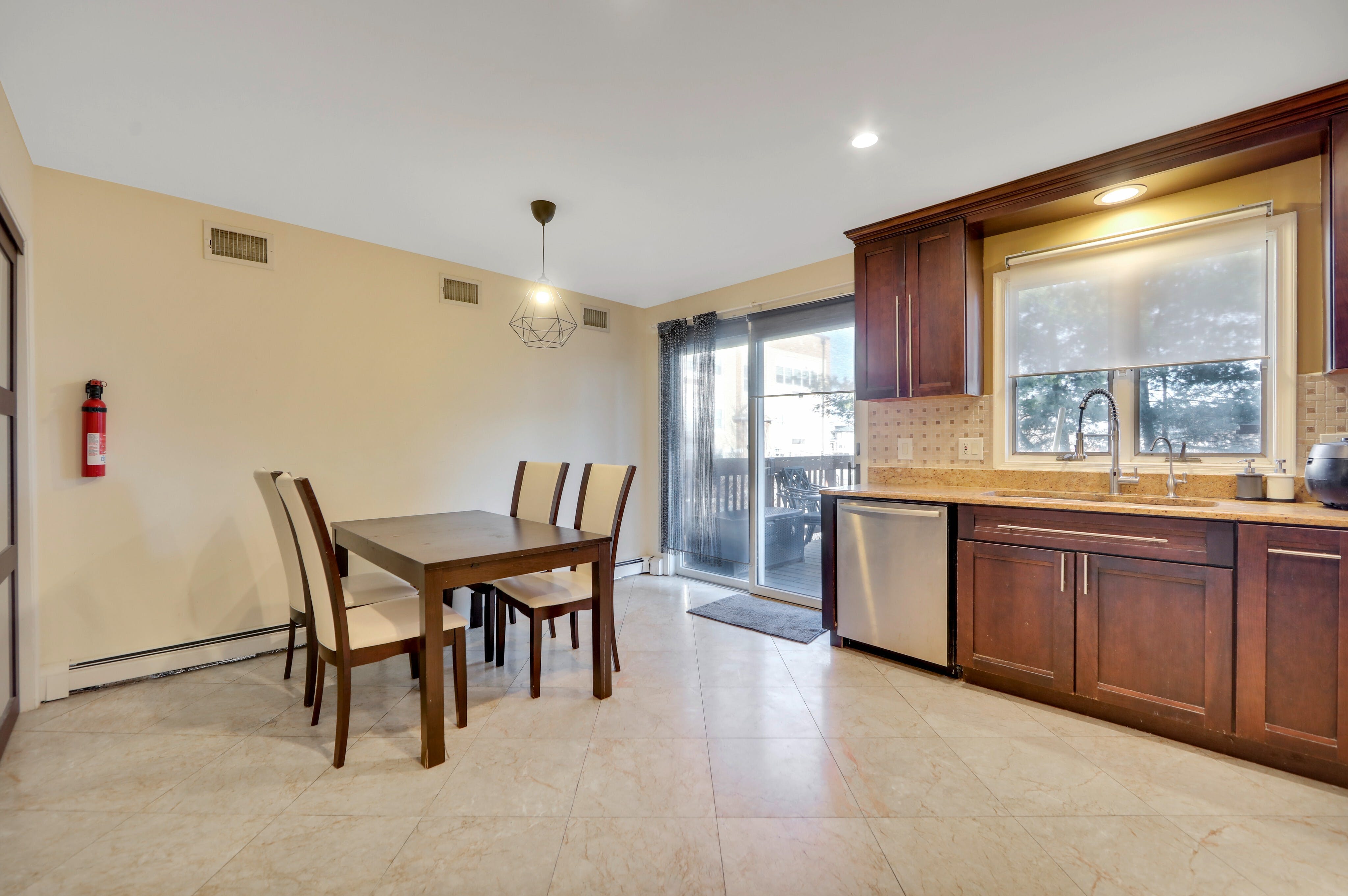 243 Whiteman Street Unit A