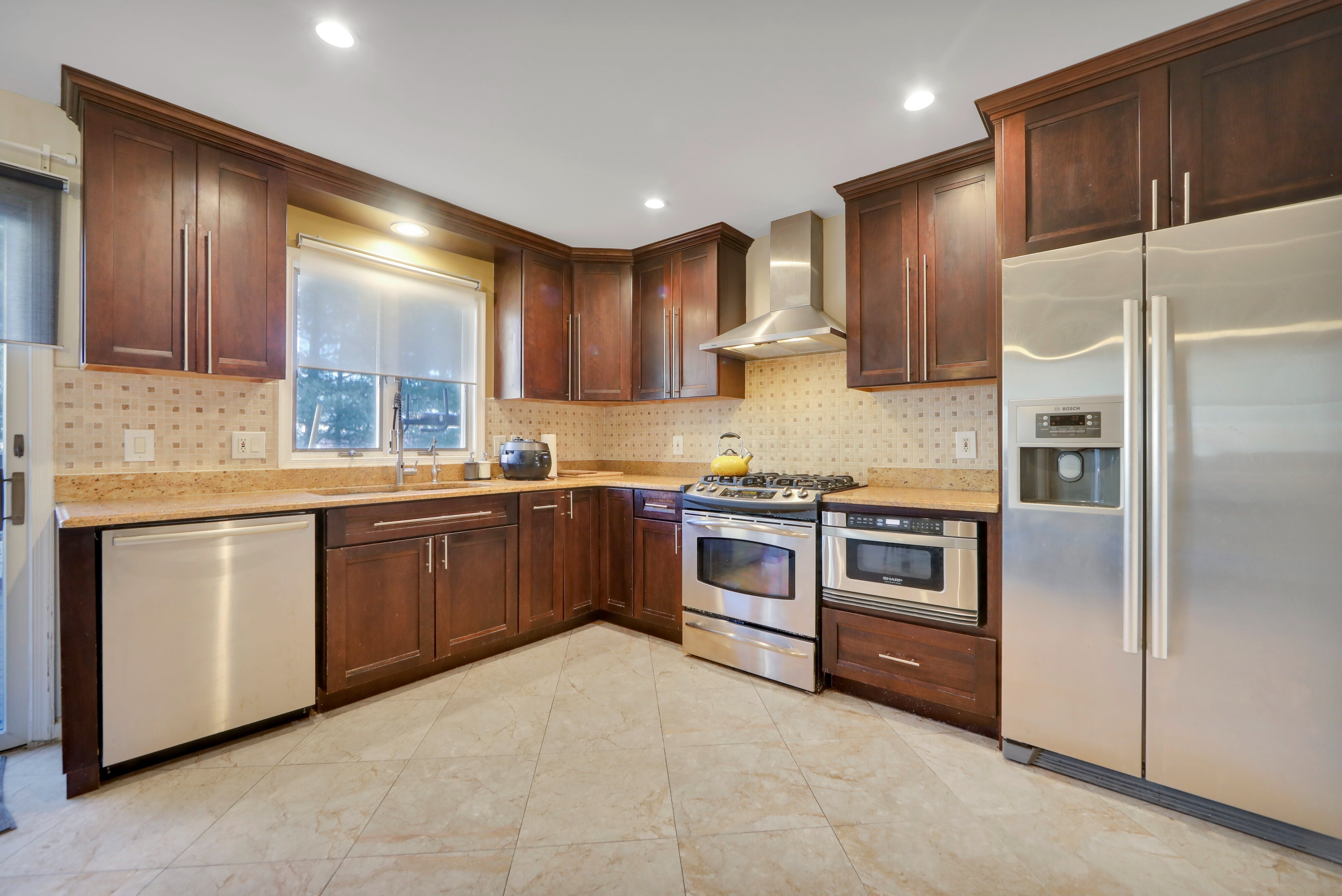 243 Whiteman Street Unit A