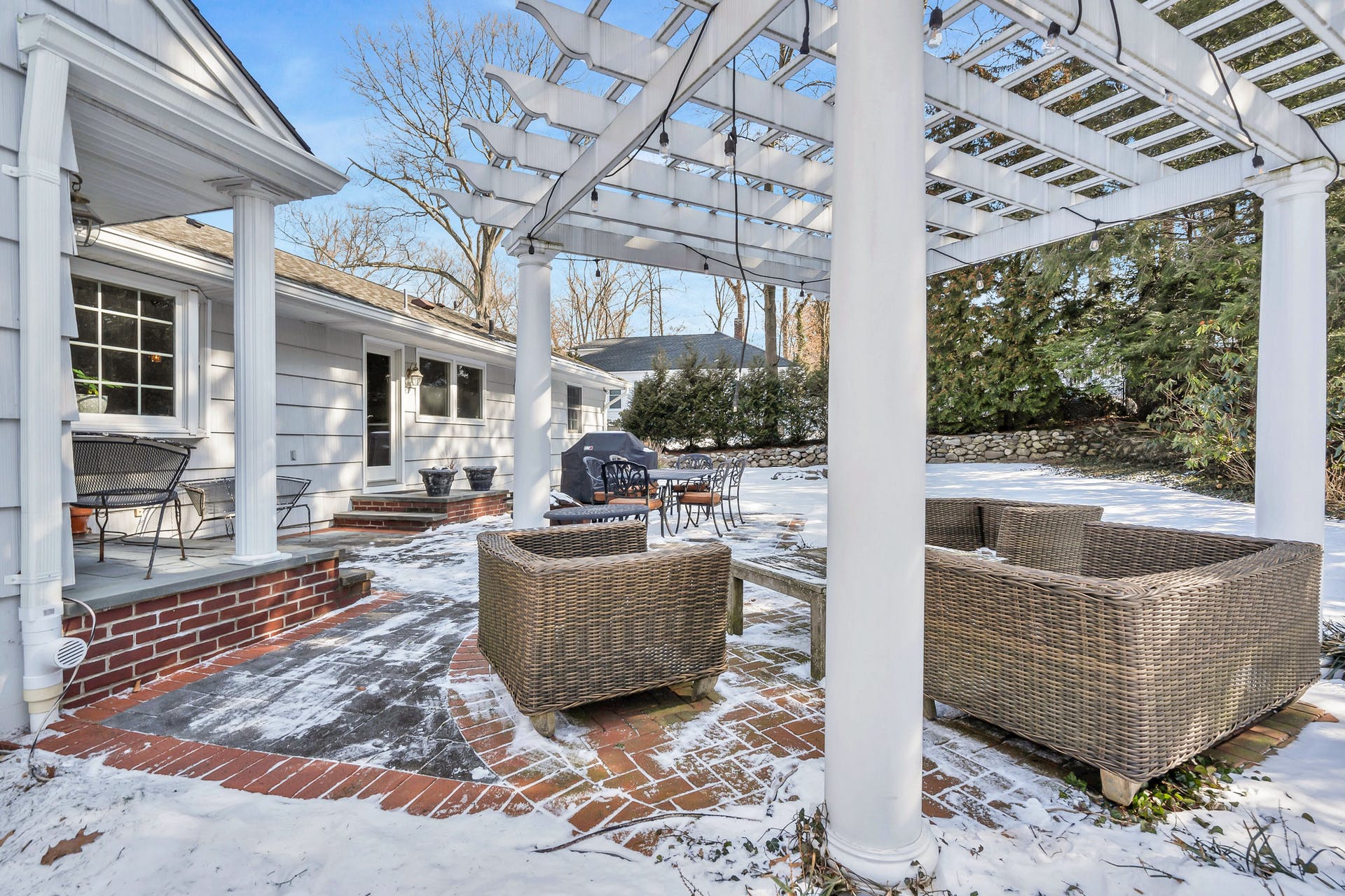 974 Hillcrest Road