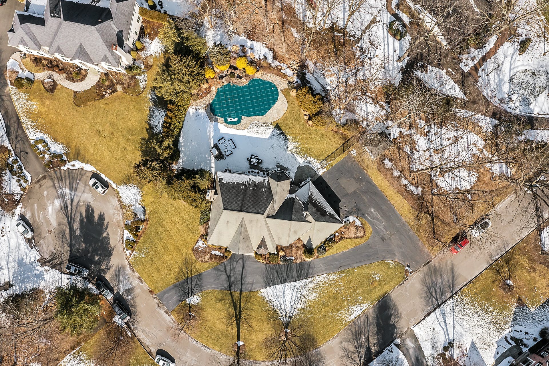 100 Valley Road