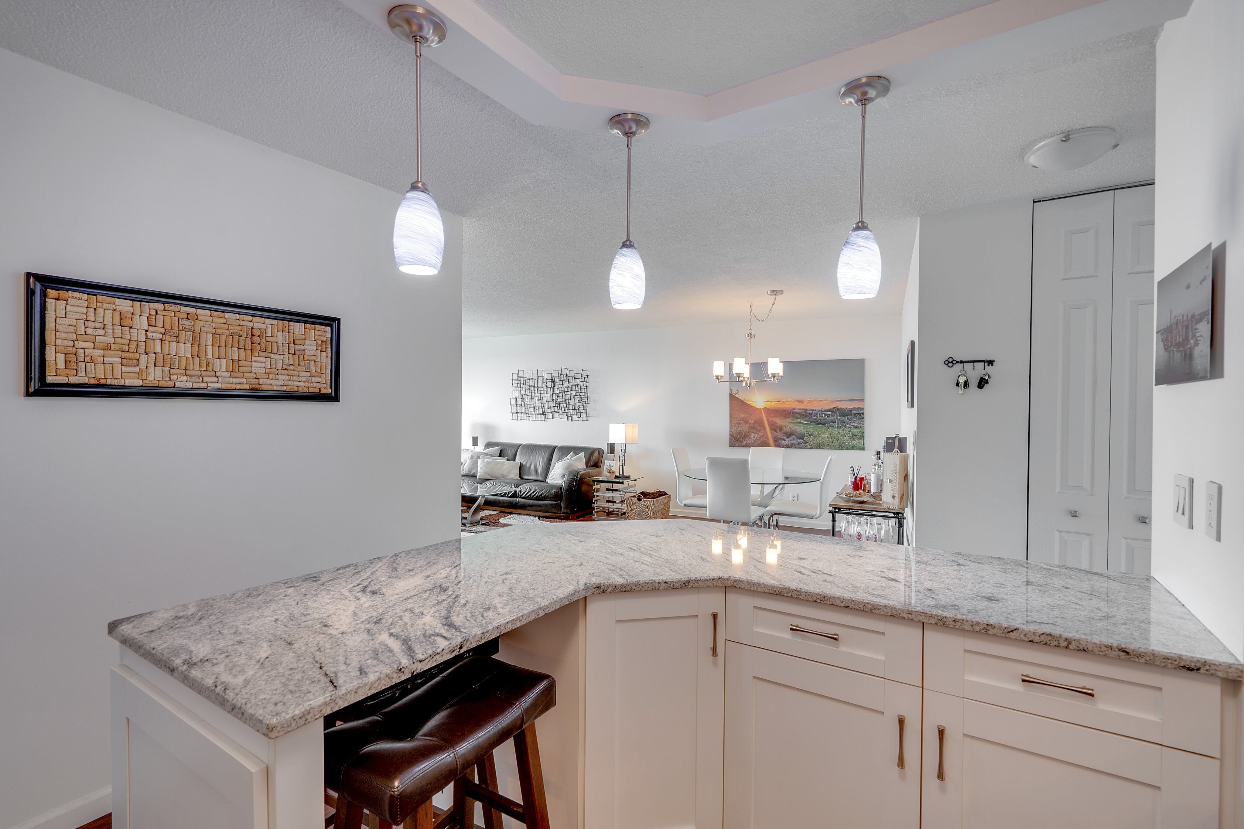 555 North Avenue #21N Mediterranean West