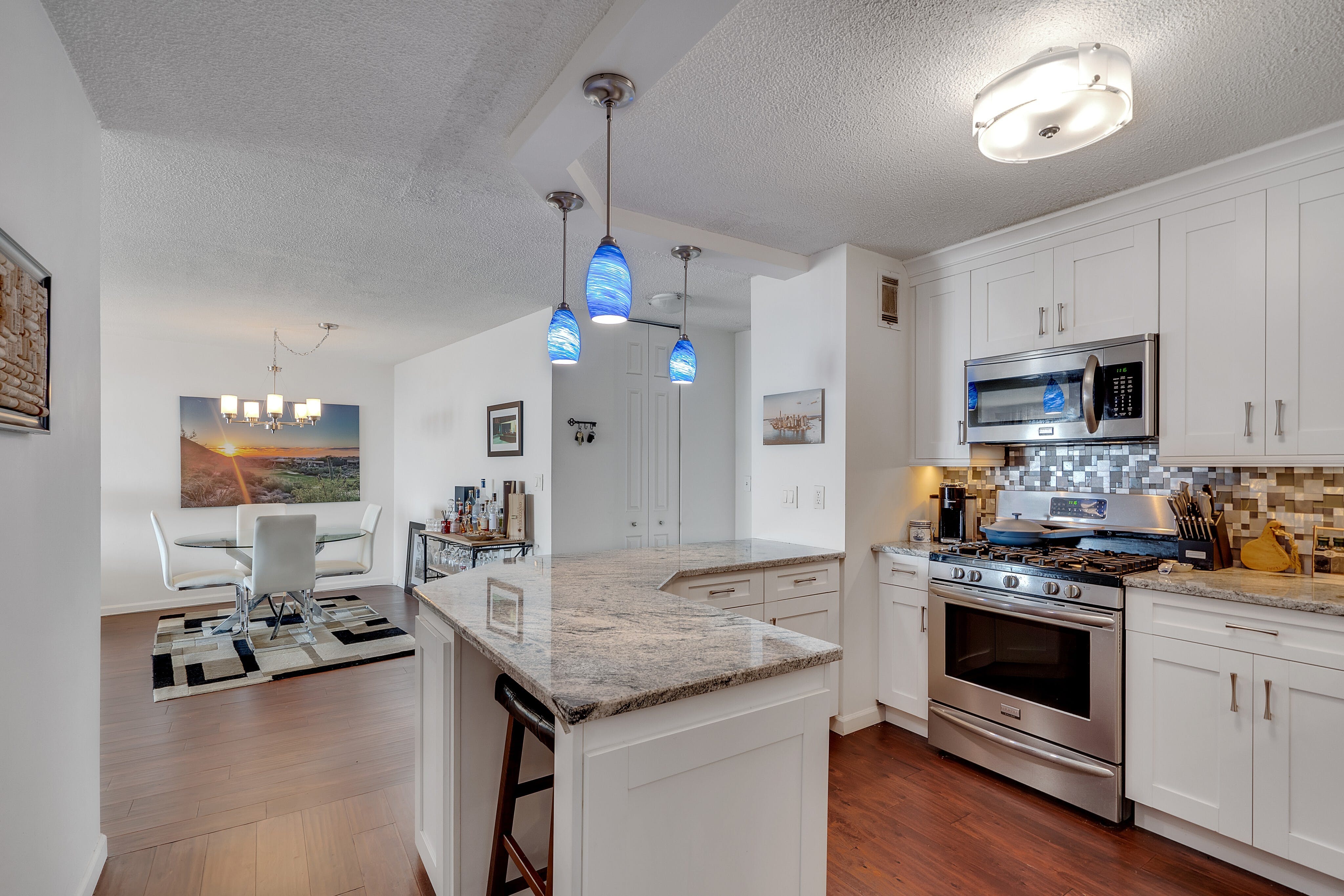 555 North Avenue #21N Mediterranean West