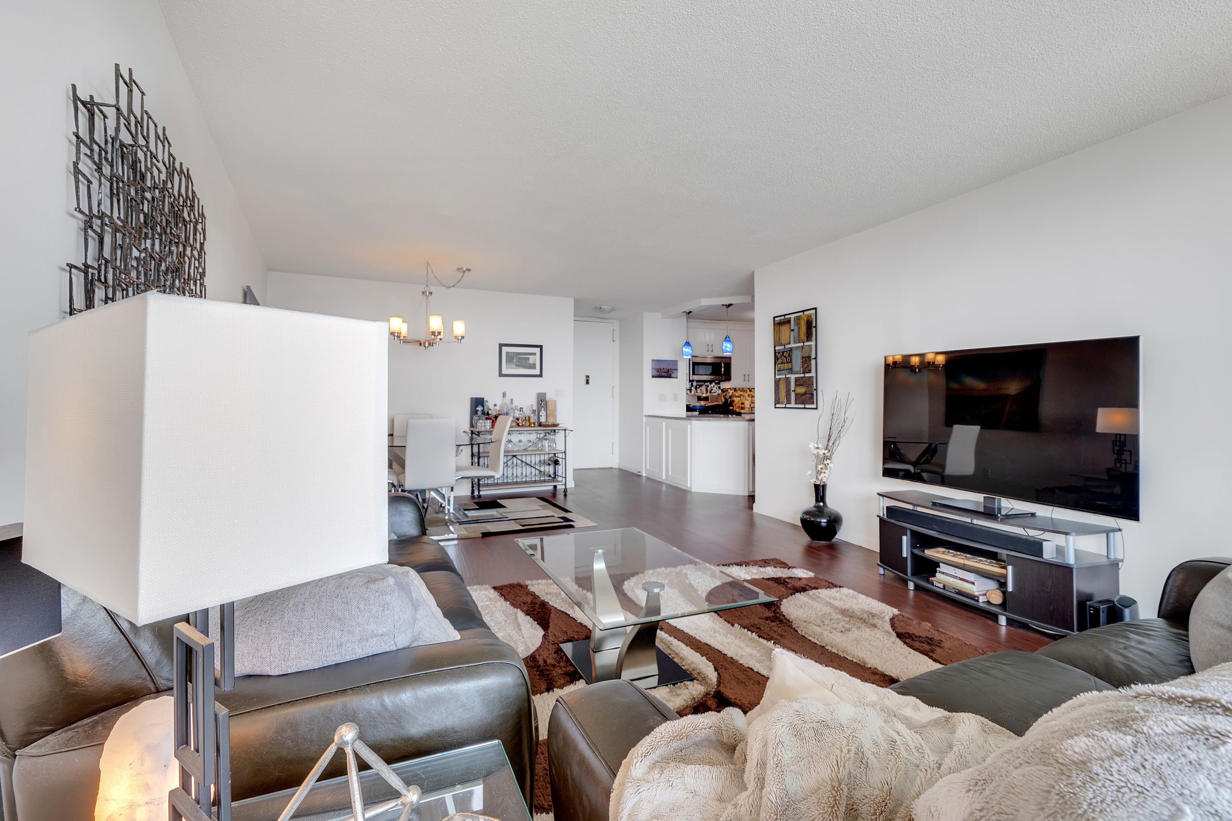 555 North Avenue #21N Mediterranean West