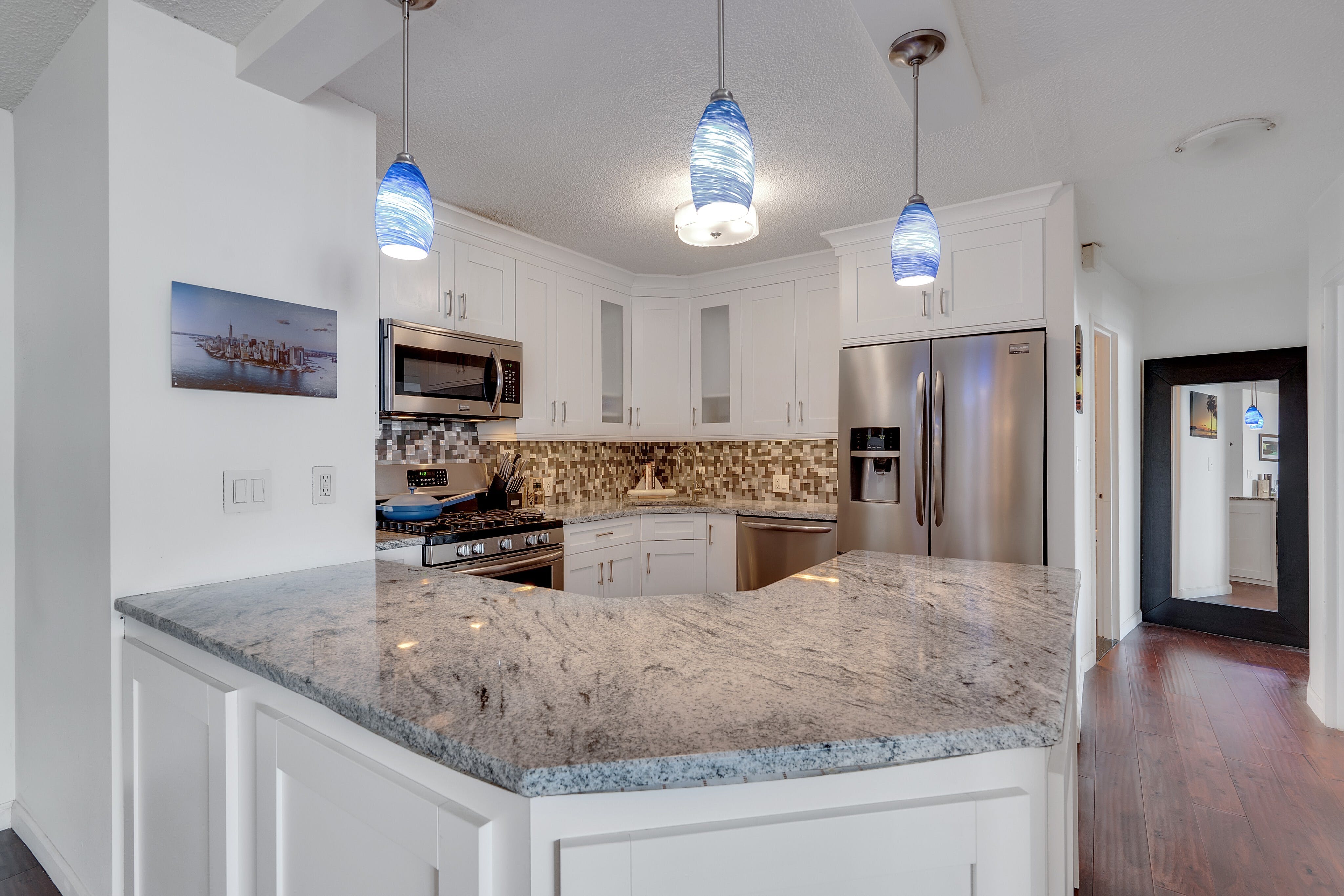 555 North Avenue #21N Mediterranean West